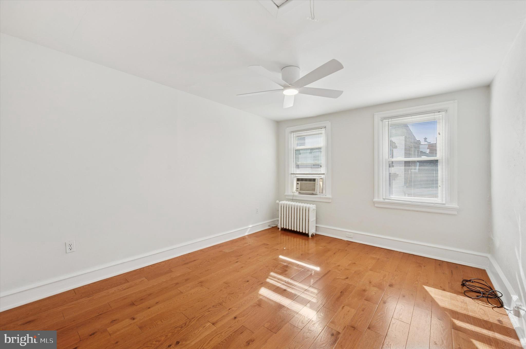 SOCIETY HILL - Residential Lease