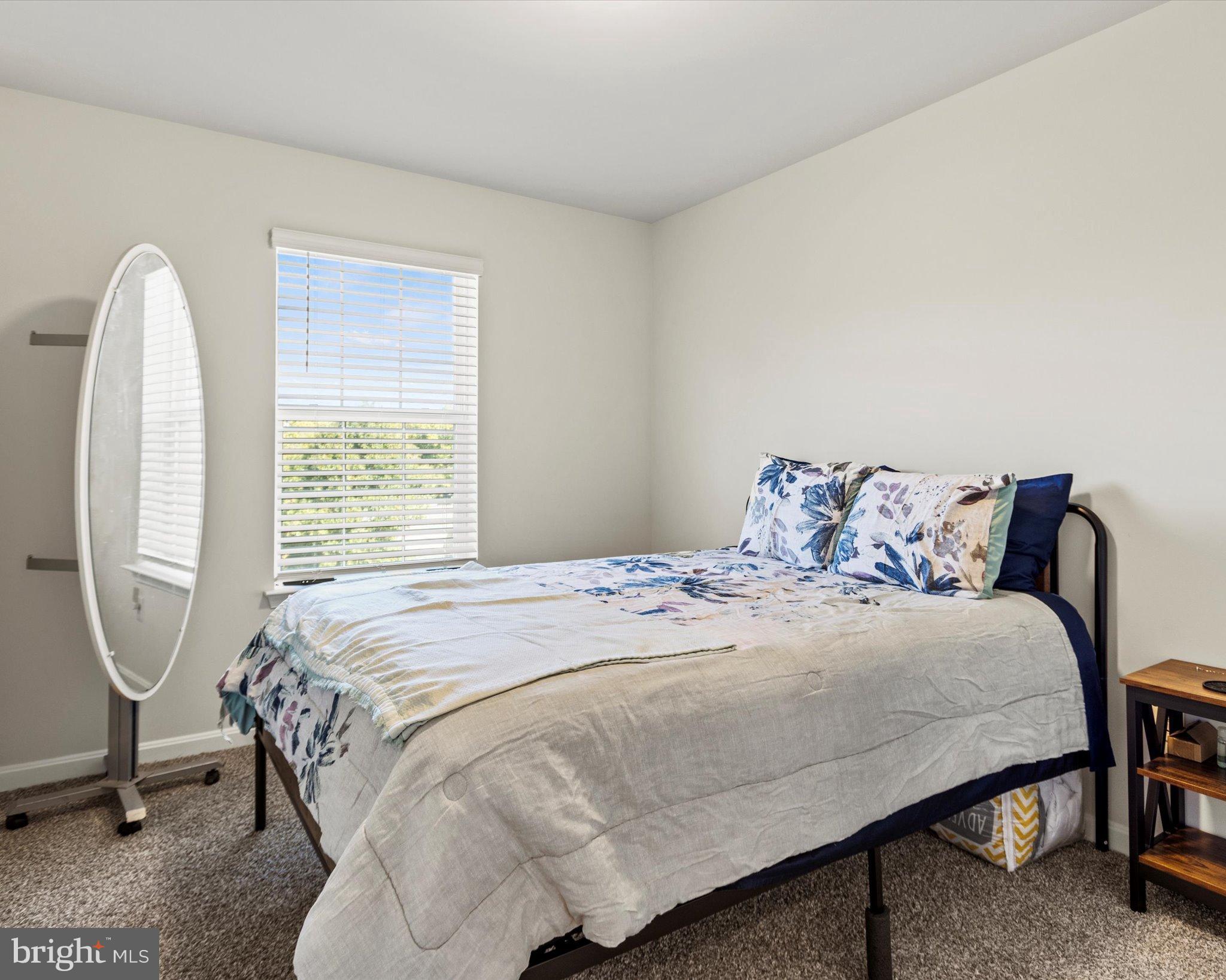 WOODYARD - Residential