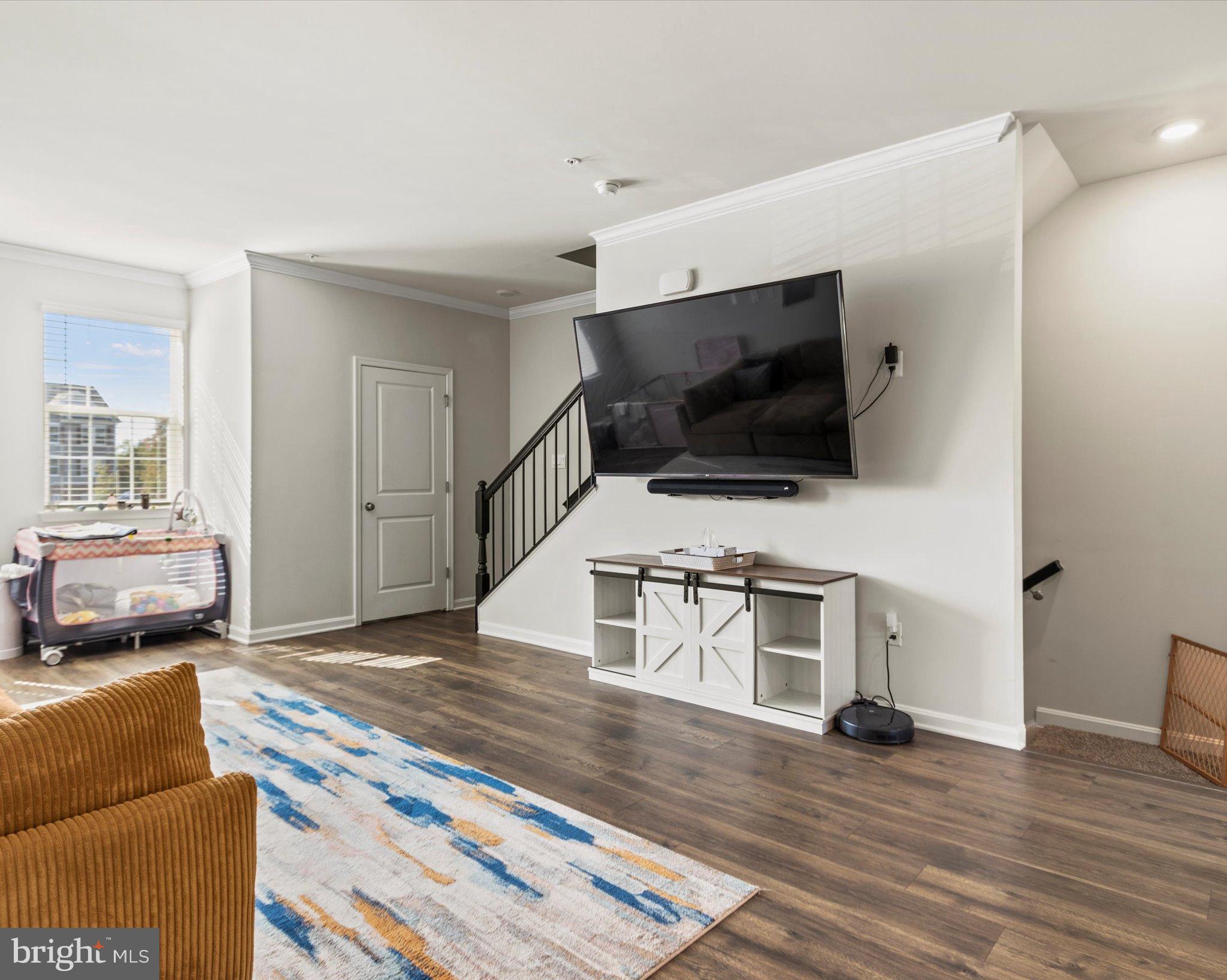 WOODYARD - Residential