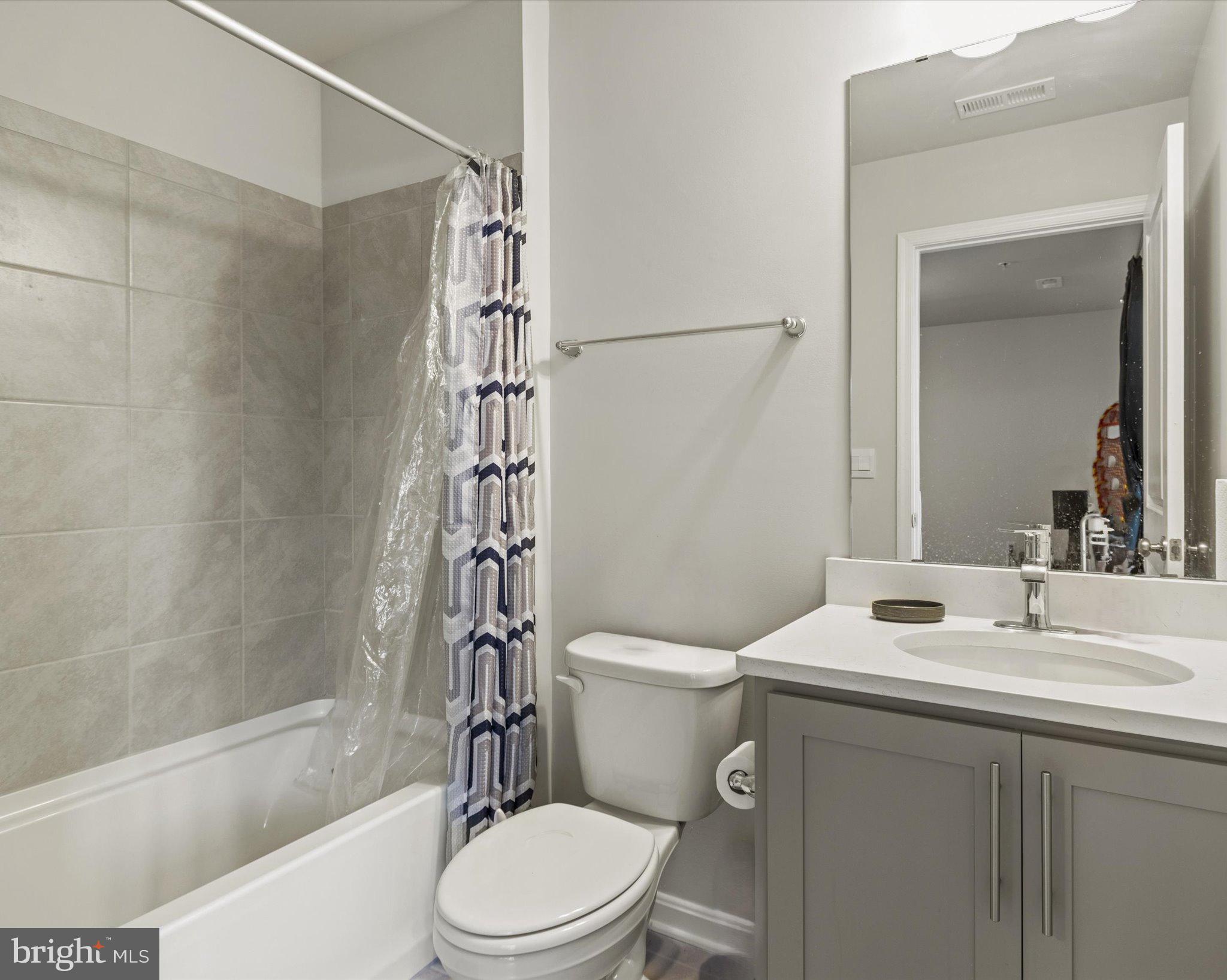 WOODYARD - Residential