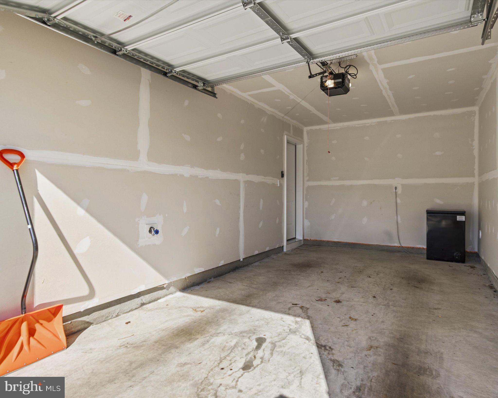 WOODYARD - Residential