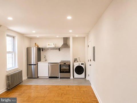 Homes For Rent - 251 21st St #3<br/> PHILADELPHIA, PA 19103