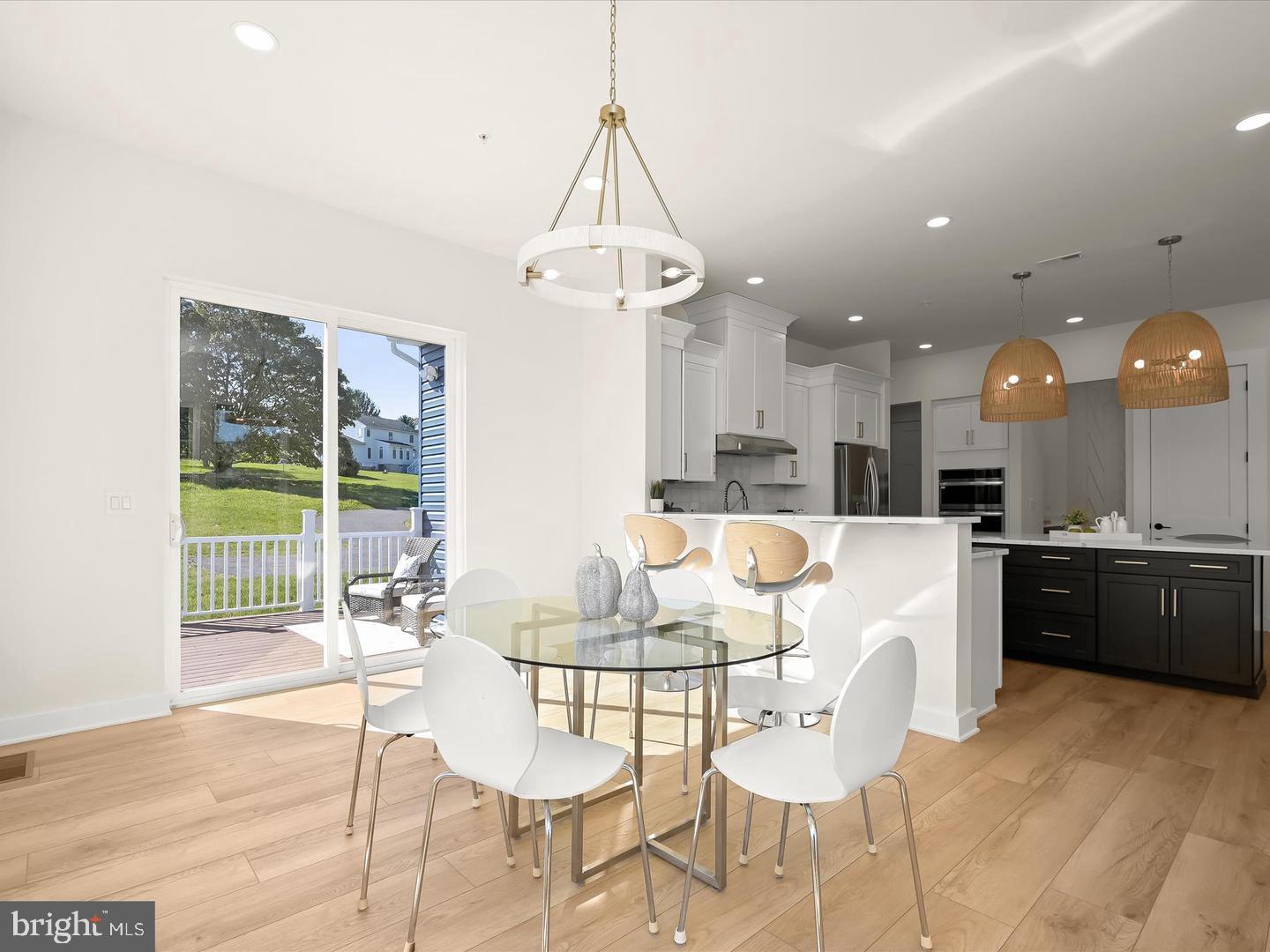 WALNUT RIDGE - Residential