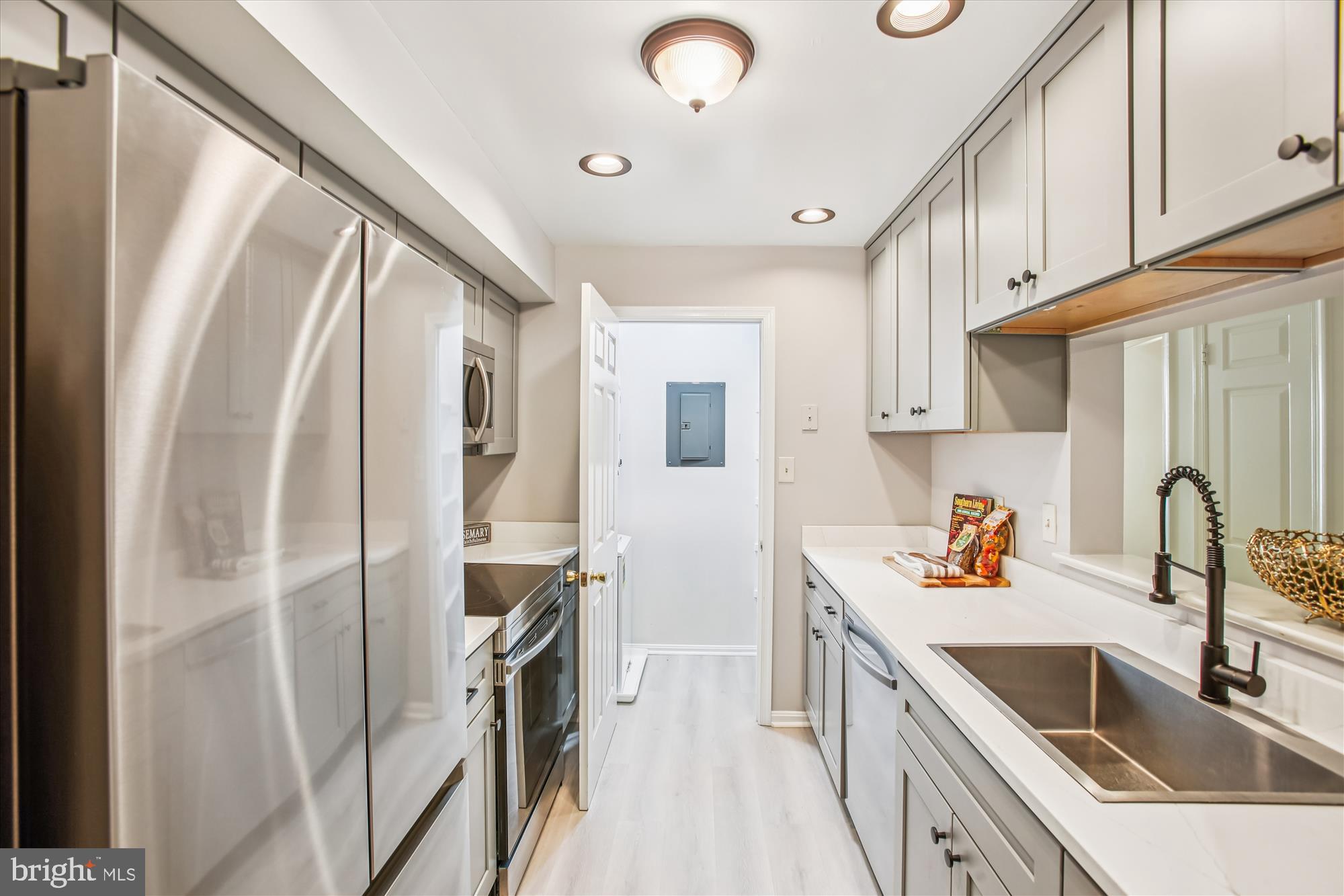 OLDE MILL - Residential