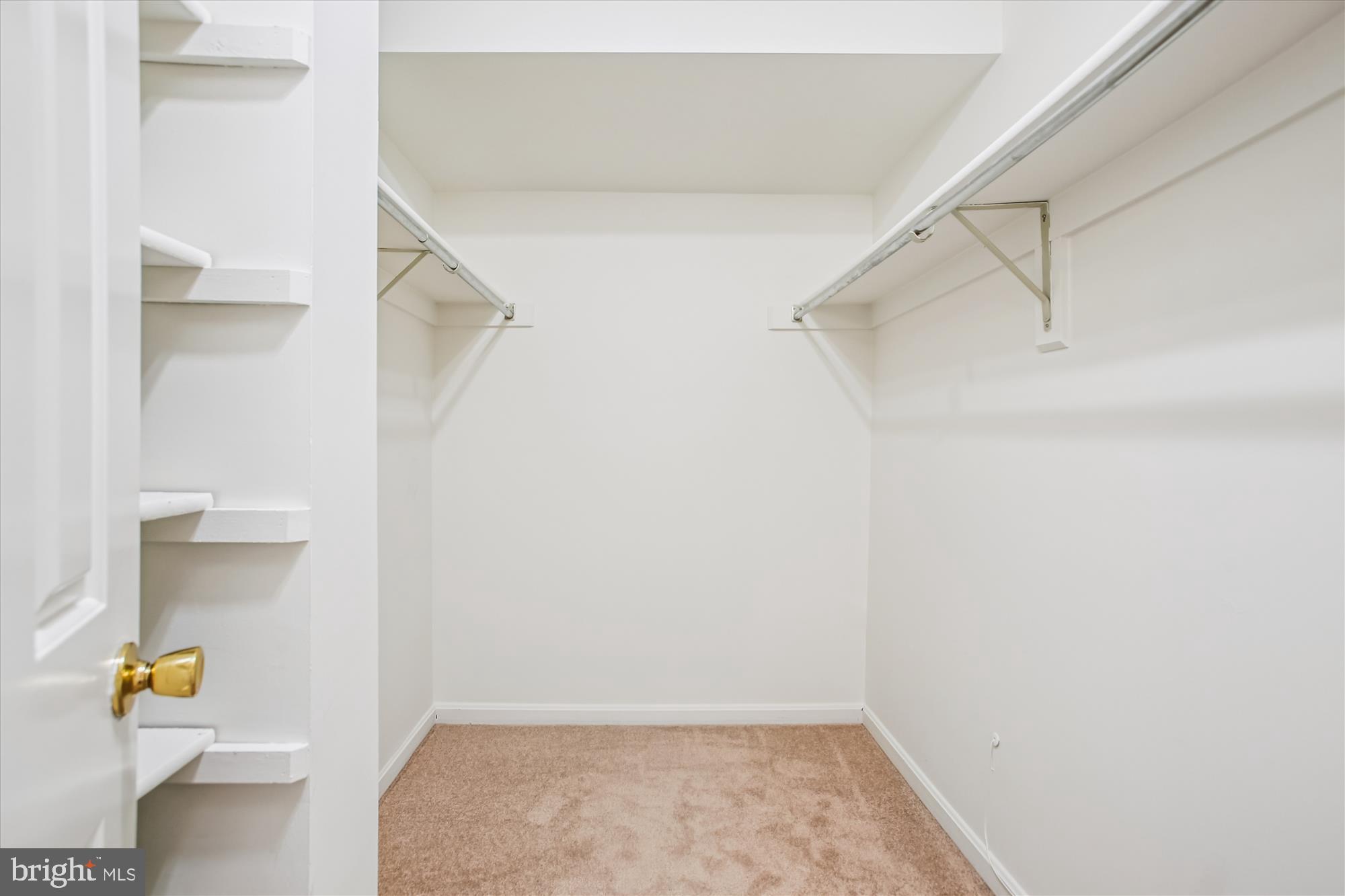 OLDE MILL - Residential