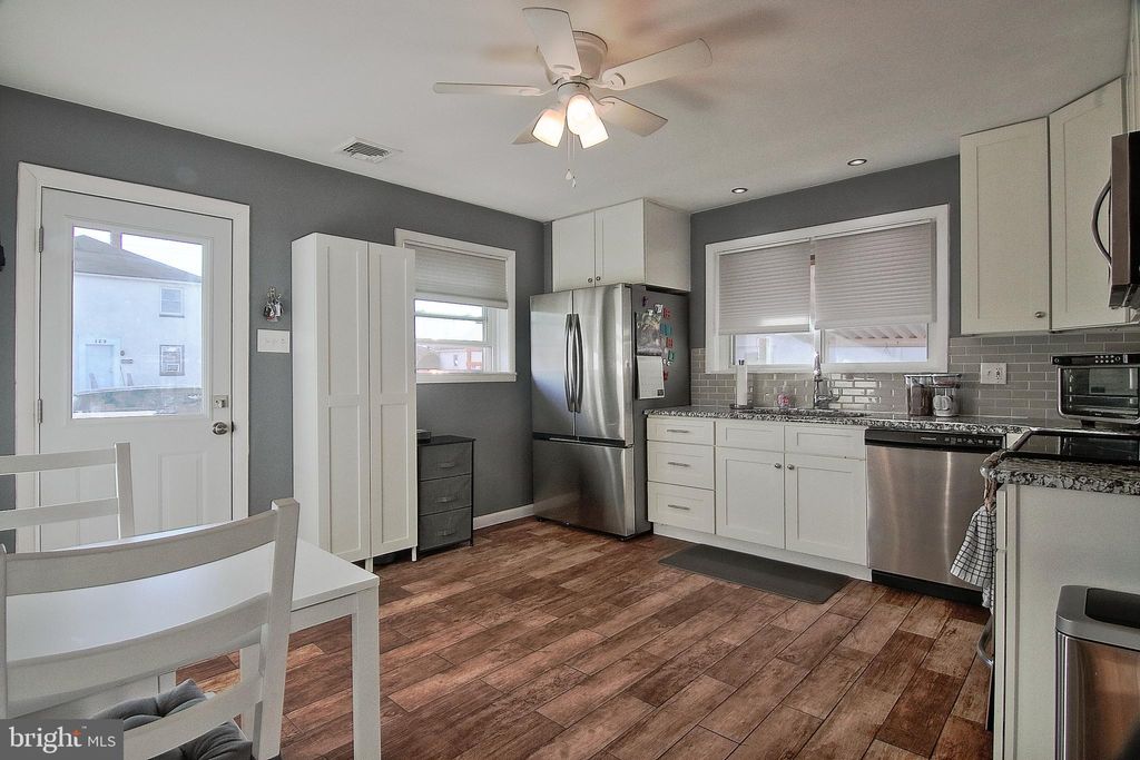 Photo of 203 Lemon Street, POTTSTOWN, PA 19464 (MLS # PAMC2169872)