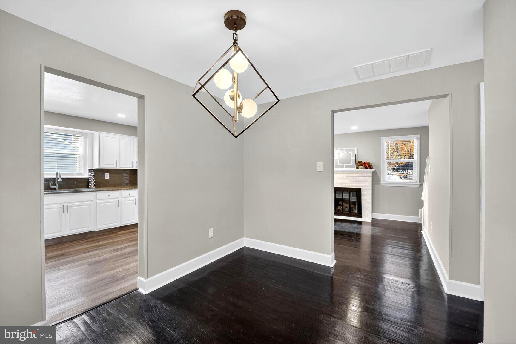 ABBOTT FOREST - Residential