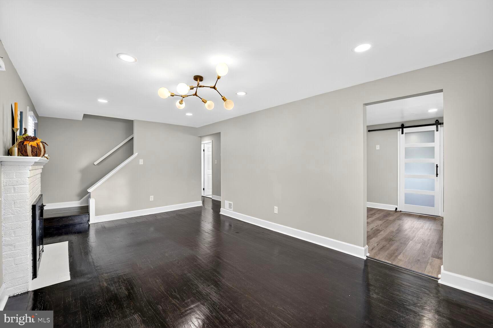 ABBOTT FOREST - Residential