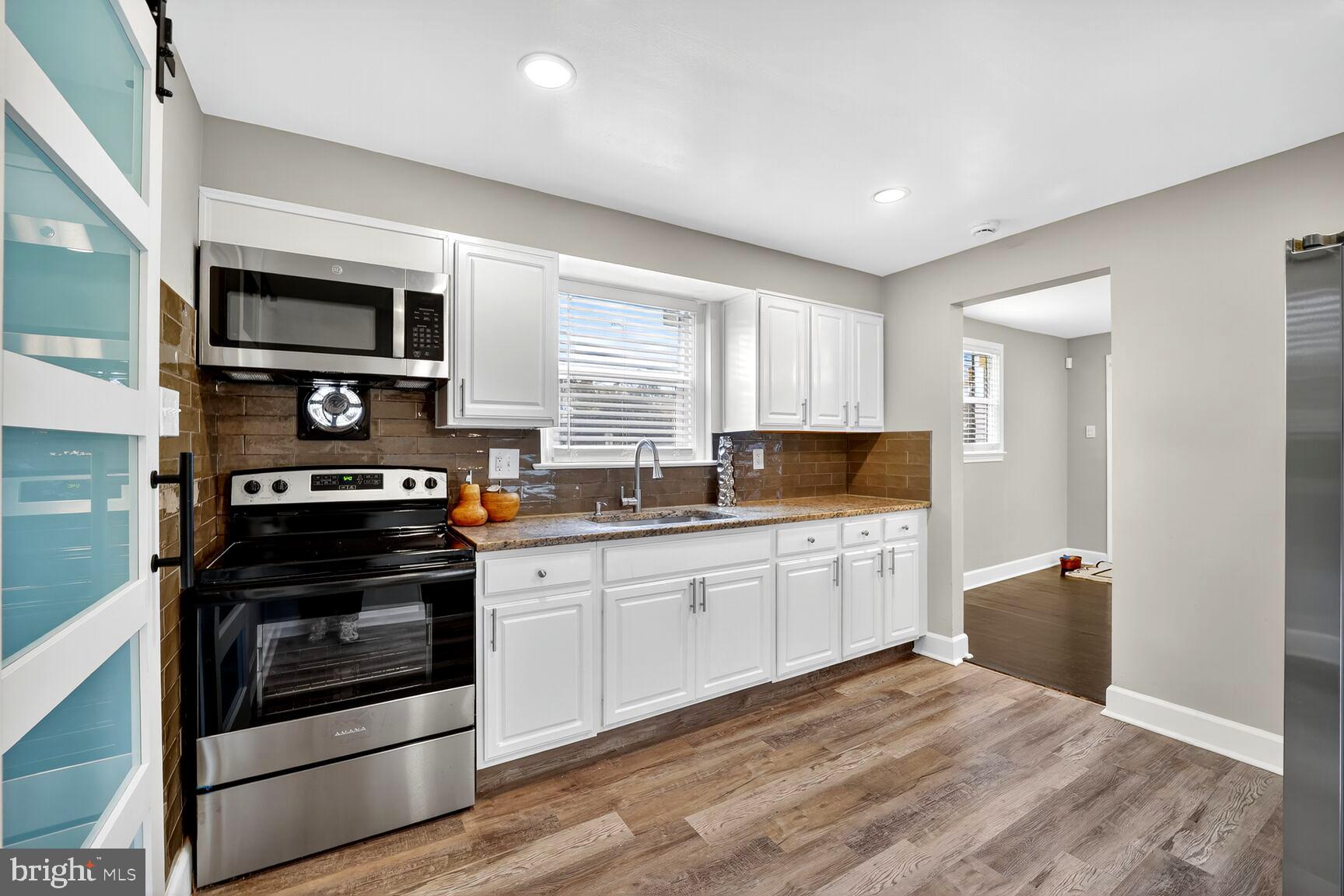 ABBOTT FOREST - Residential