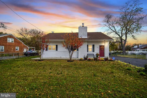 5918 Robin Lane, Suitland, MD MLS: MDPG2183264