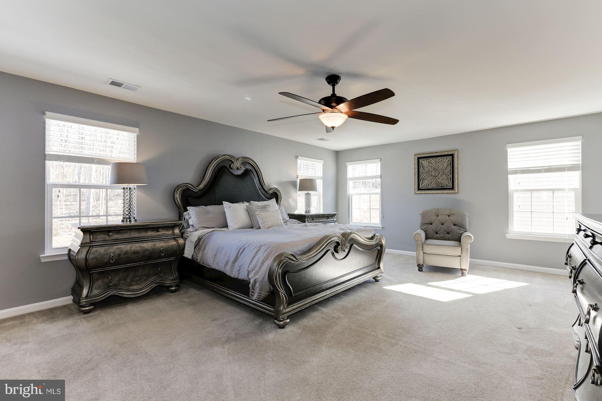 SEVEN HILLS - Residential