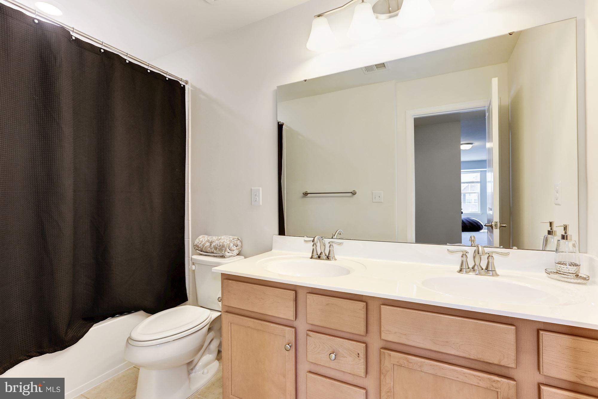 SEVEN HILLS - Residential