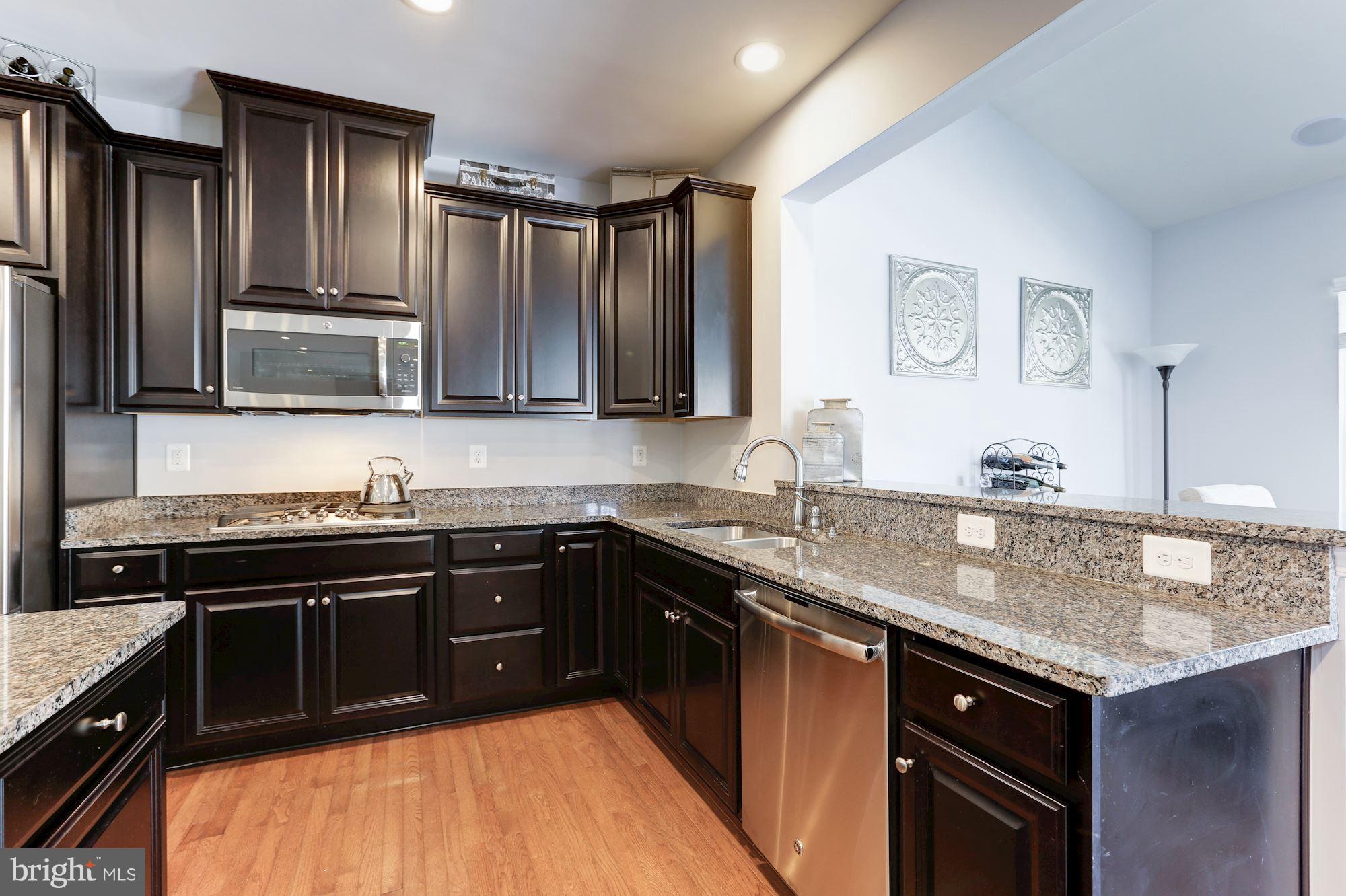 SEVEN HILLS - Residential