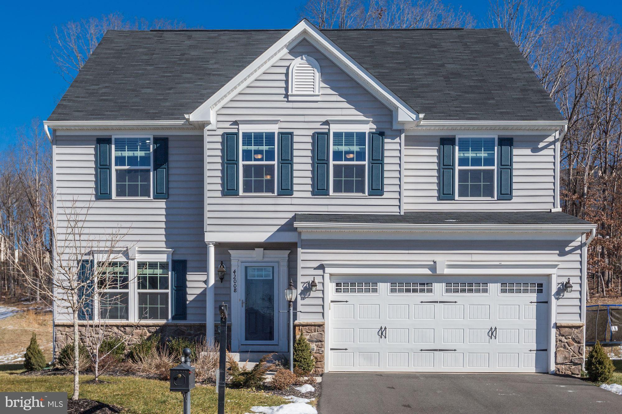 SEVEN HILLS - Residential