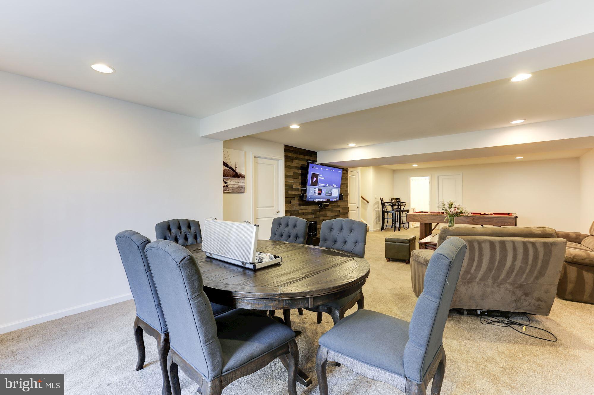 SEVEN HILLS - Residential