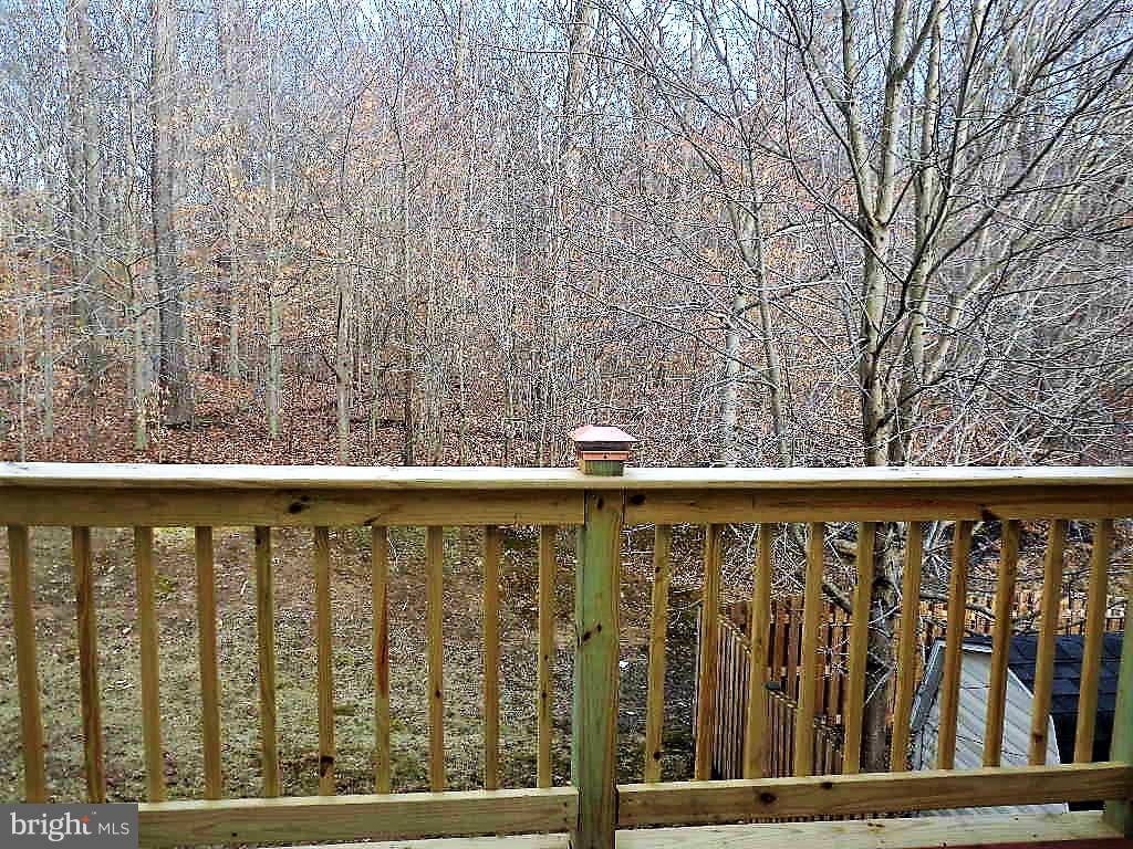 HOLLY WOODS - Residential Lease