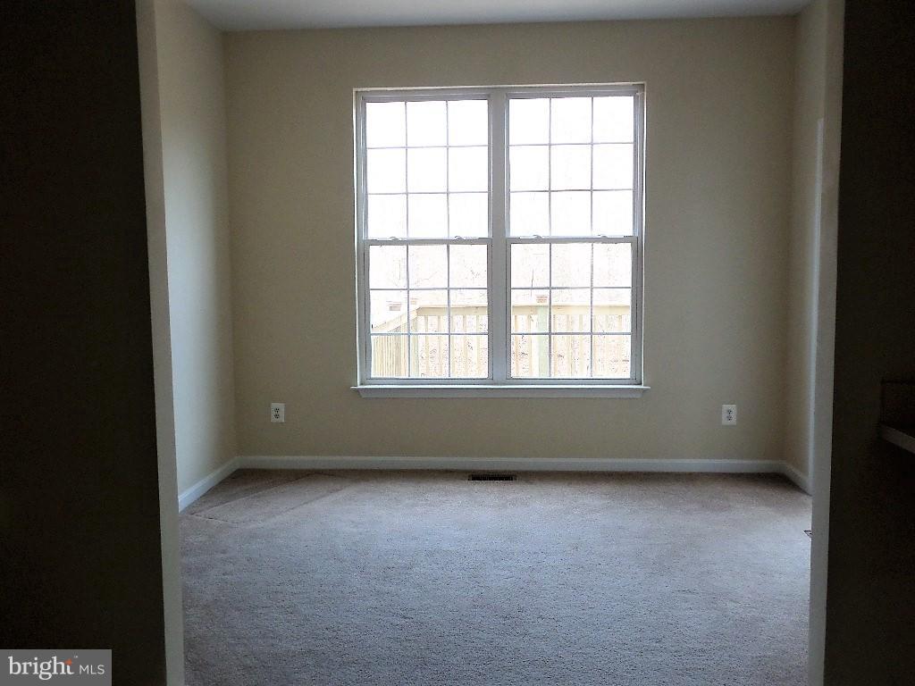 HOLLY WOODS - Residential Lease