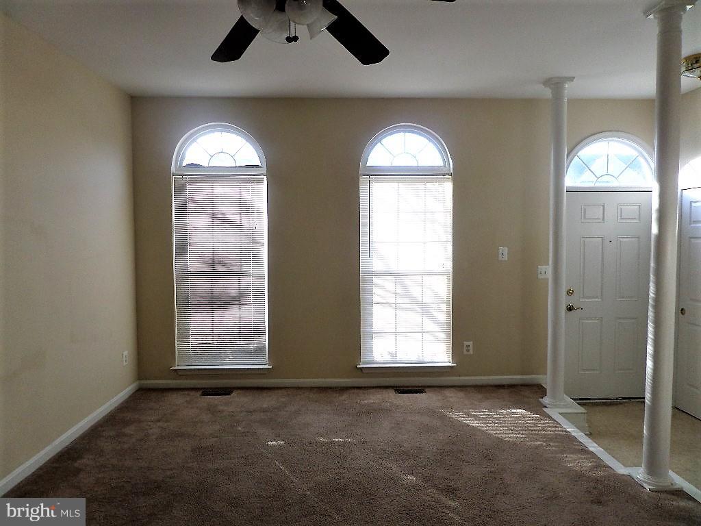 HOLLY WOODS - Residential Lease