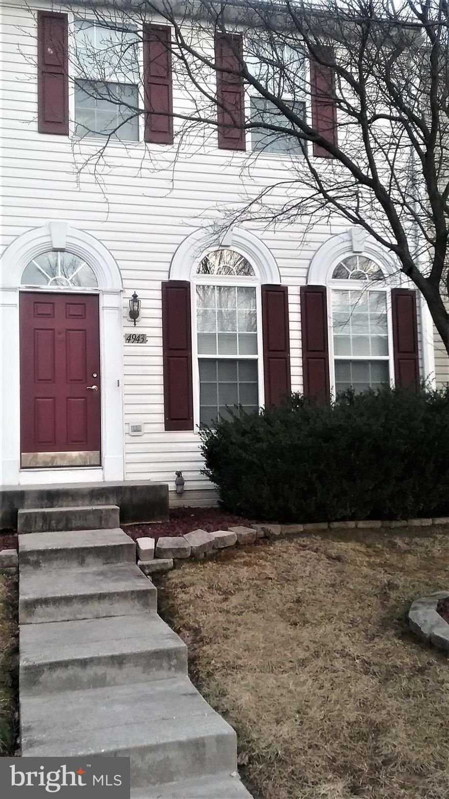 Spacious 3 B/R 3.5 Bath Townhouse. Storage shed. Backs to woods.Close to Everything. Available immediately! Sorry, no pets.