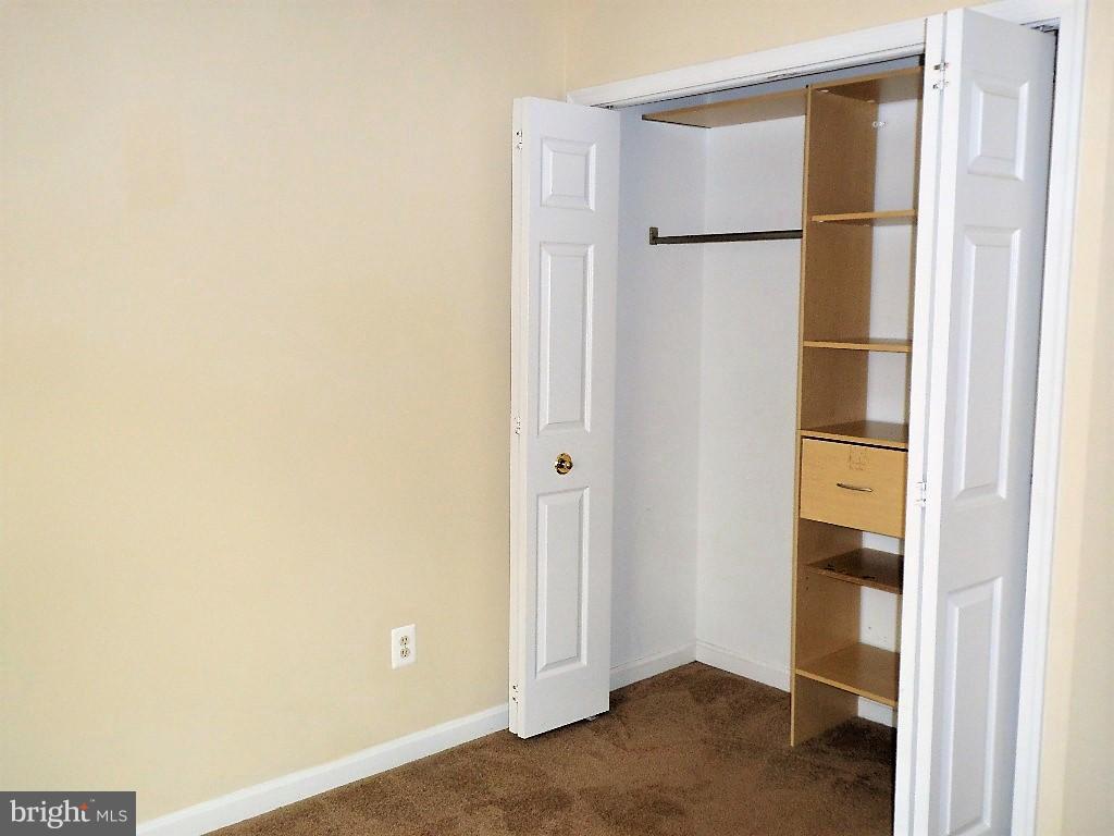 HOLLY WOODS - Residential Lease