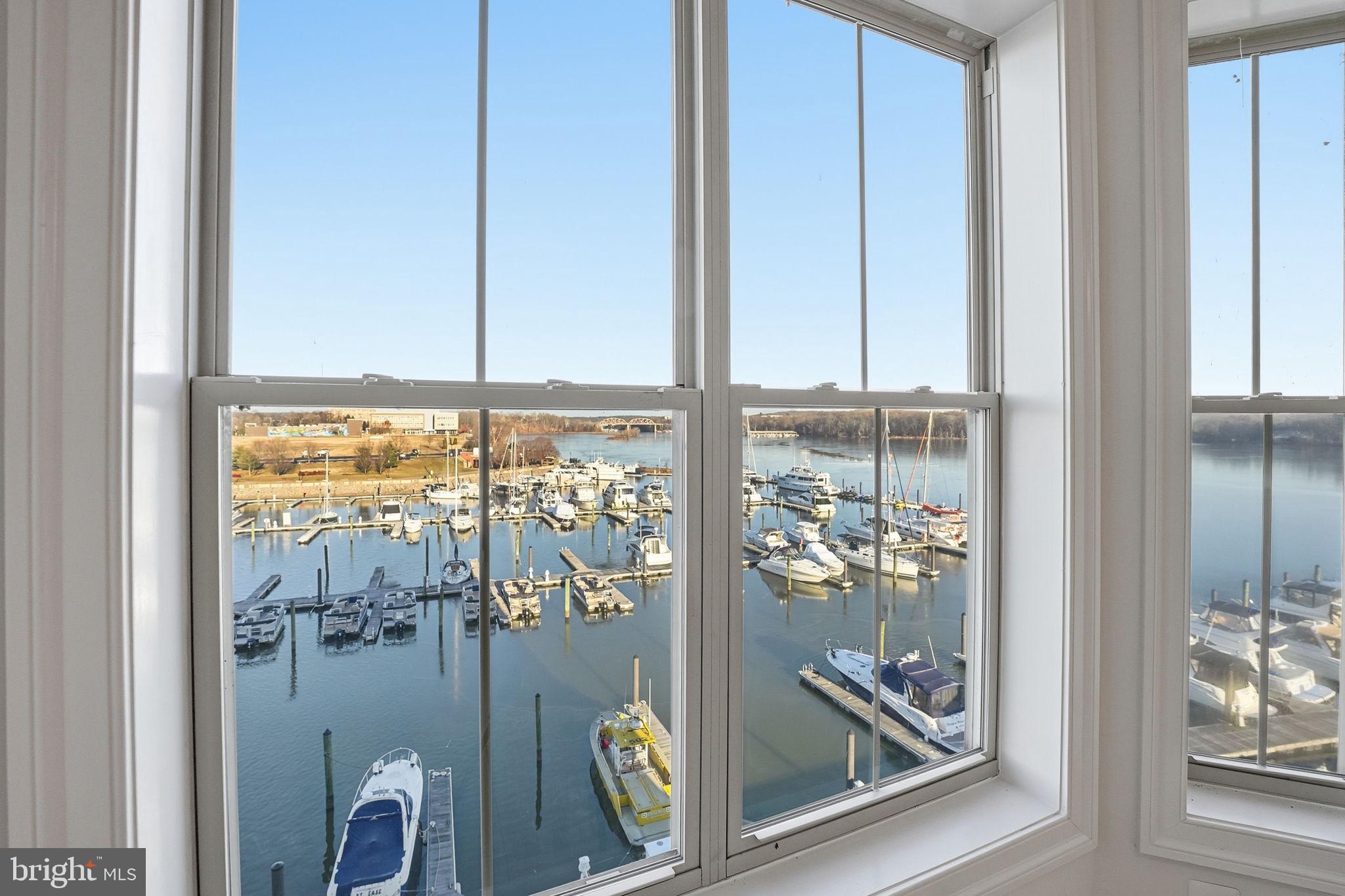 BELMONT BAY - Residential