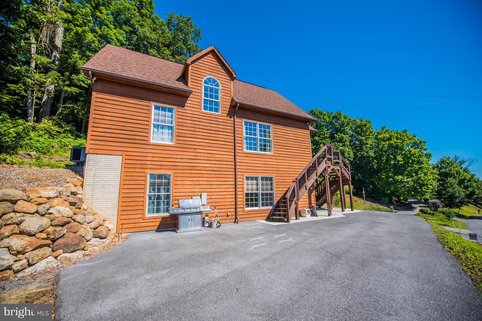 SOUTHRIDGE - Residential