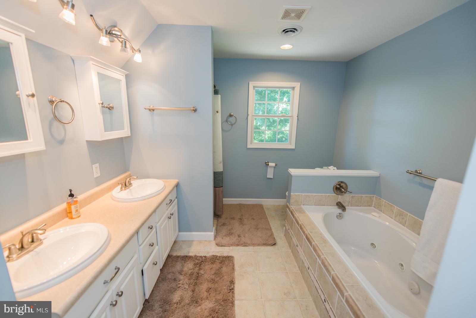 SOUTHRIDGE - Residential