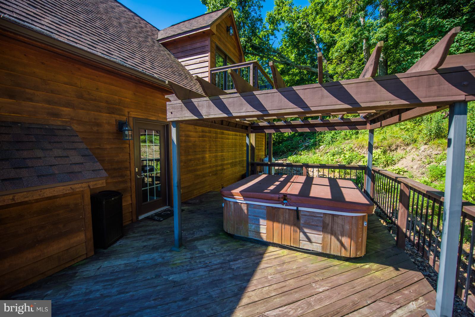 SOUTHRIDGE - Residential