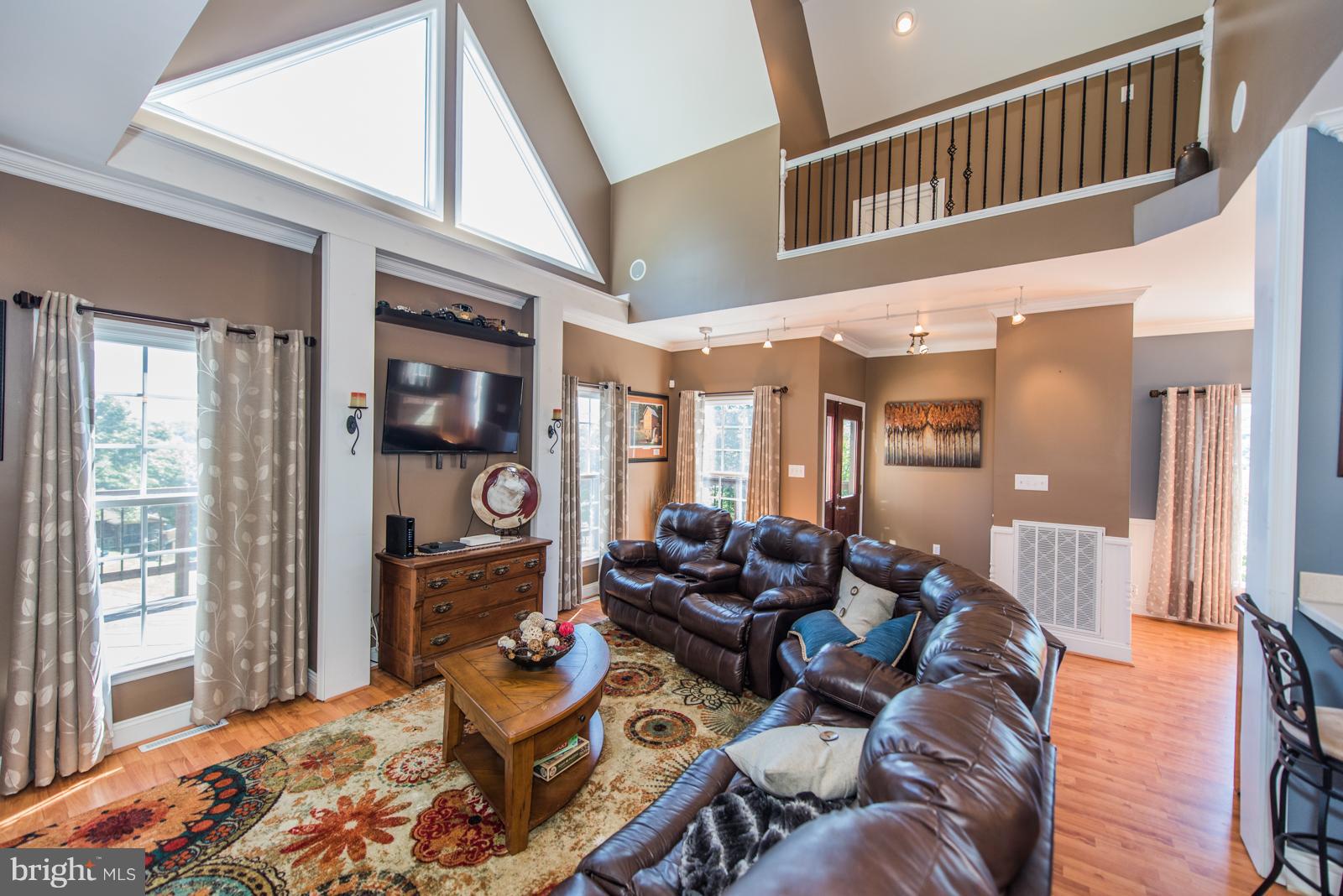 SOUTHRIDGE - Residential