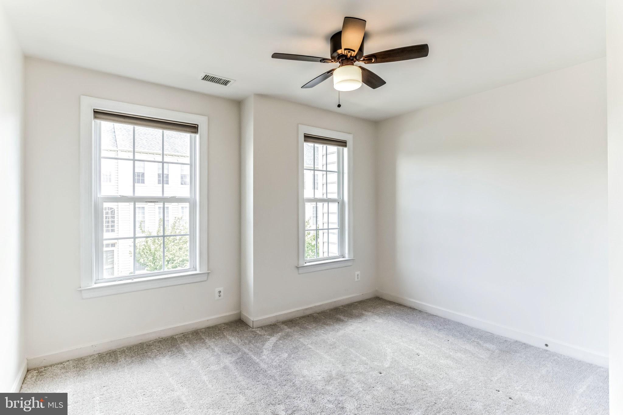 NORTHRIDGE VILLAGE - Residential