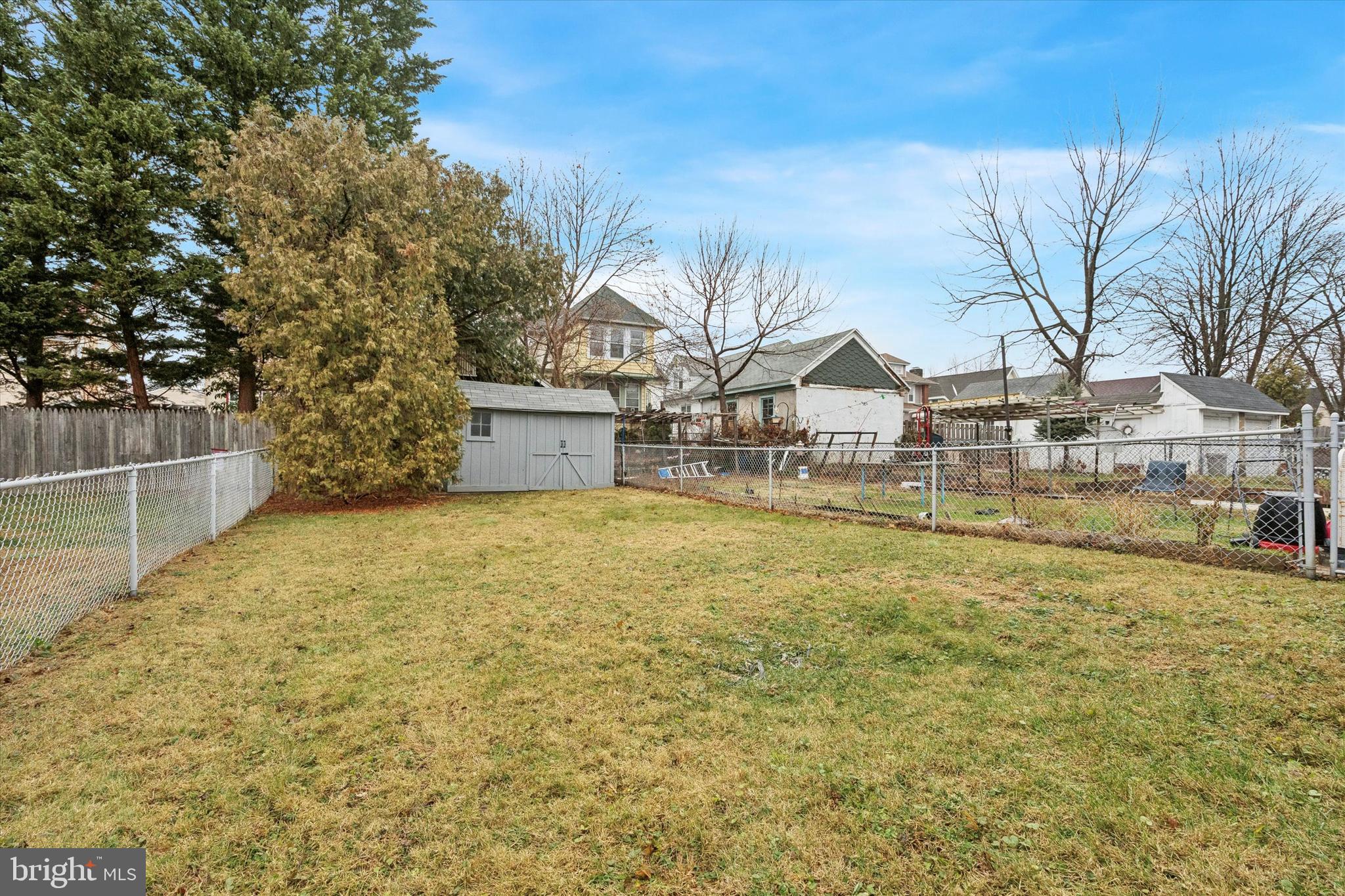 BEVERLY BOULEVARD - Residential