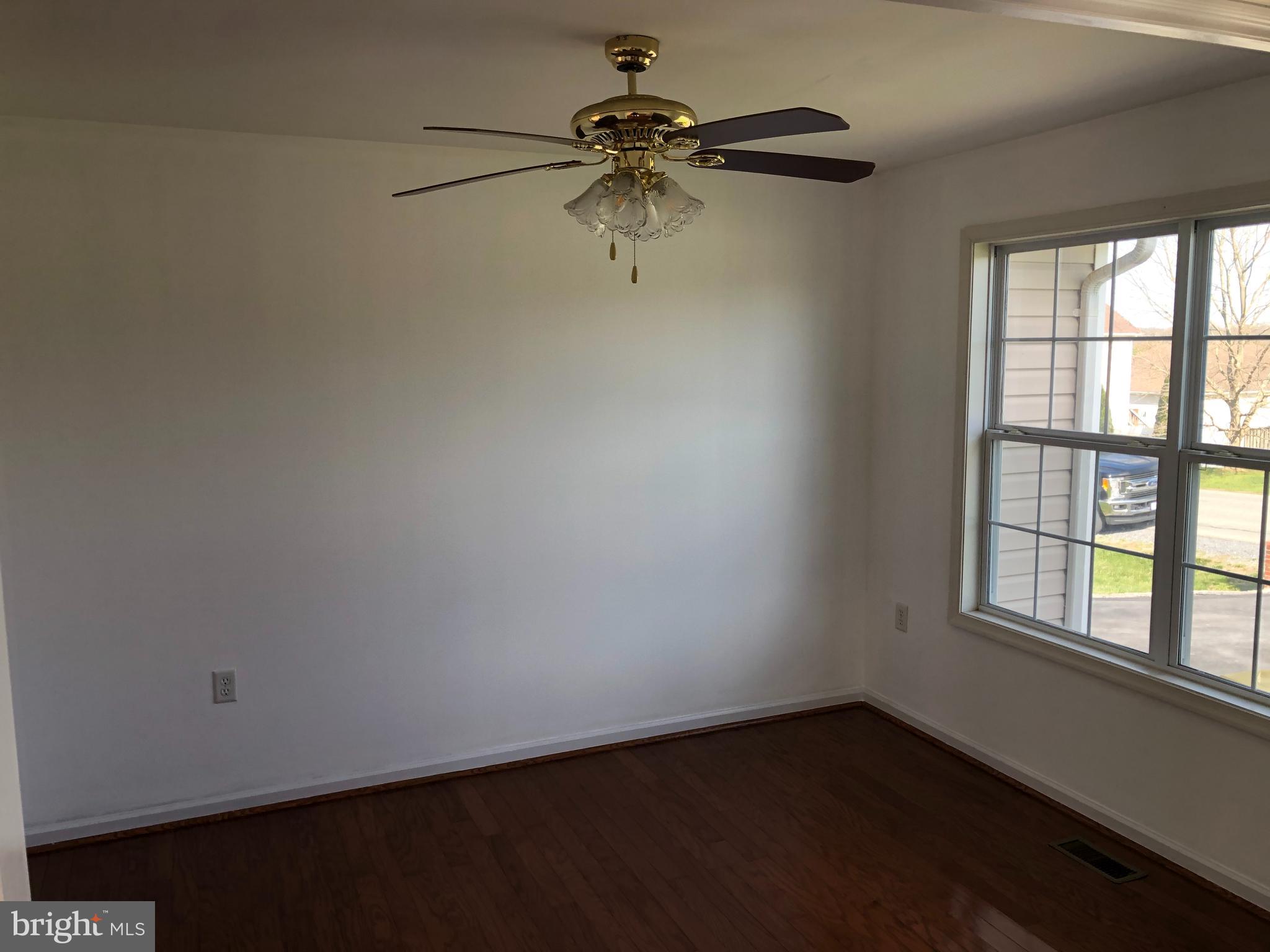 BRIAR RUN - Residential