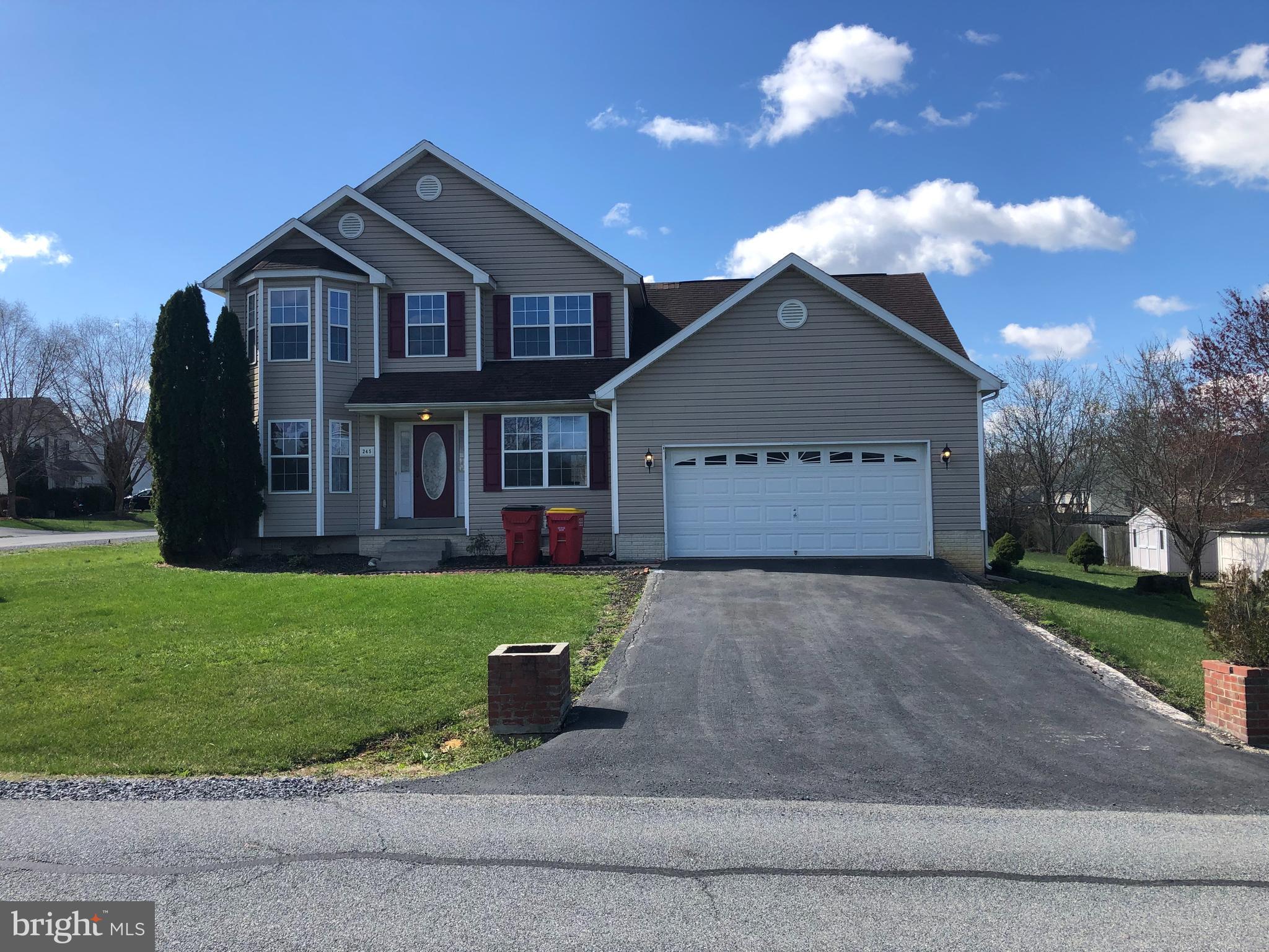 BRIAR RUN - Residential