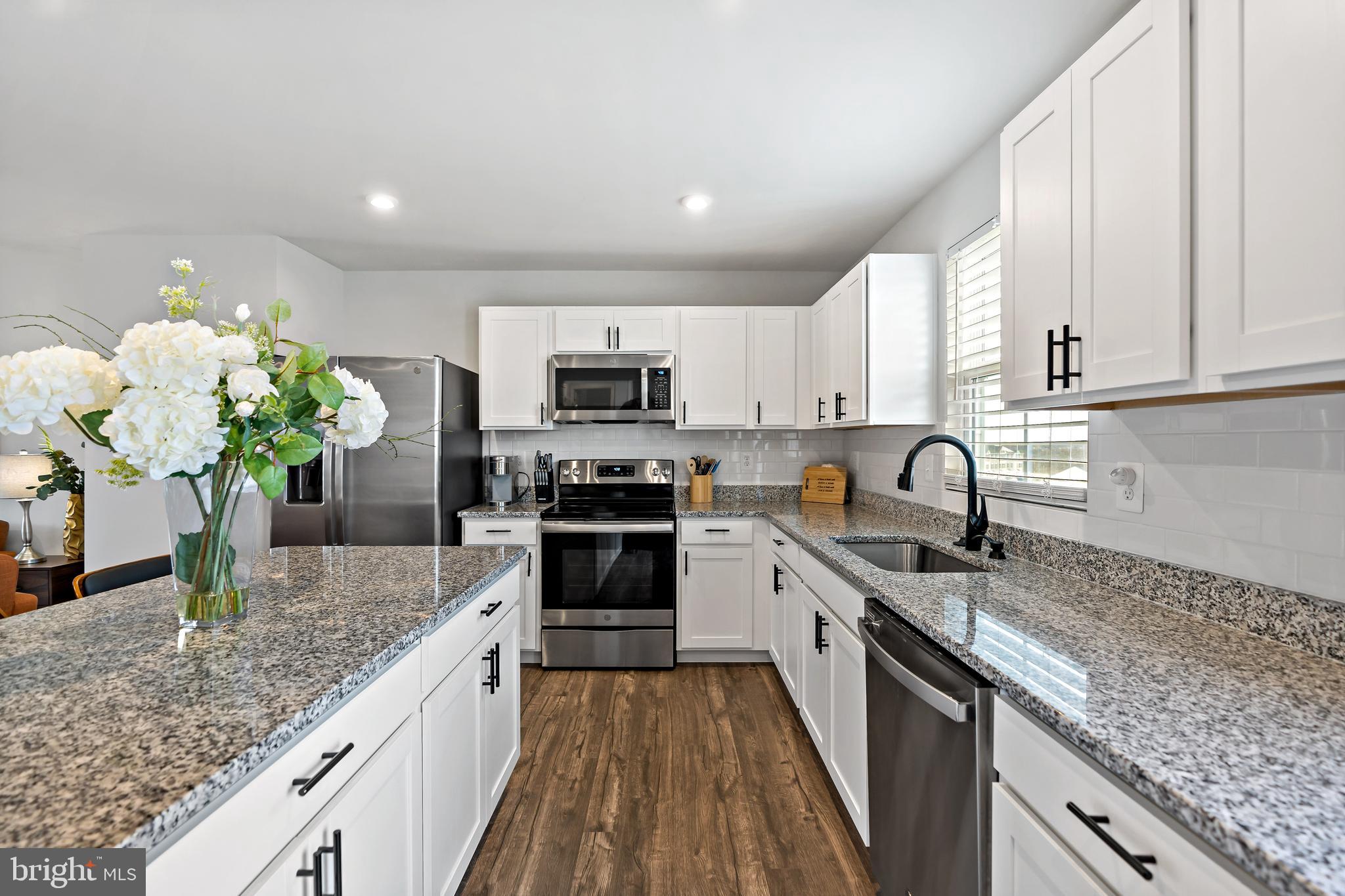 STONECREST - Residential