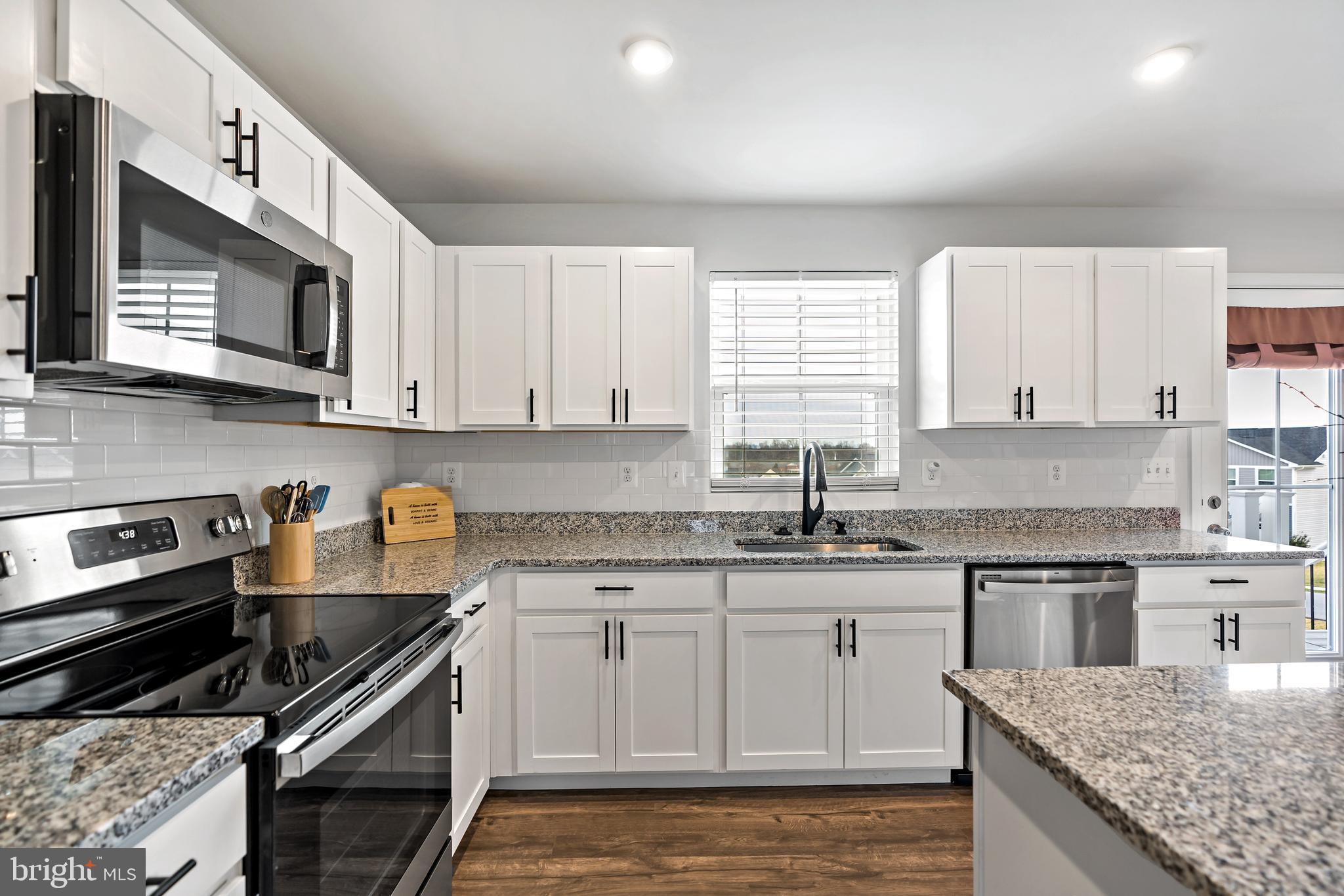 STONECREST - Residential