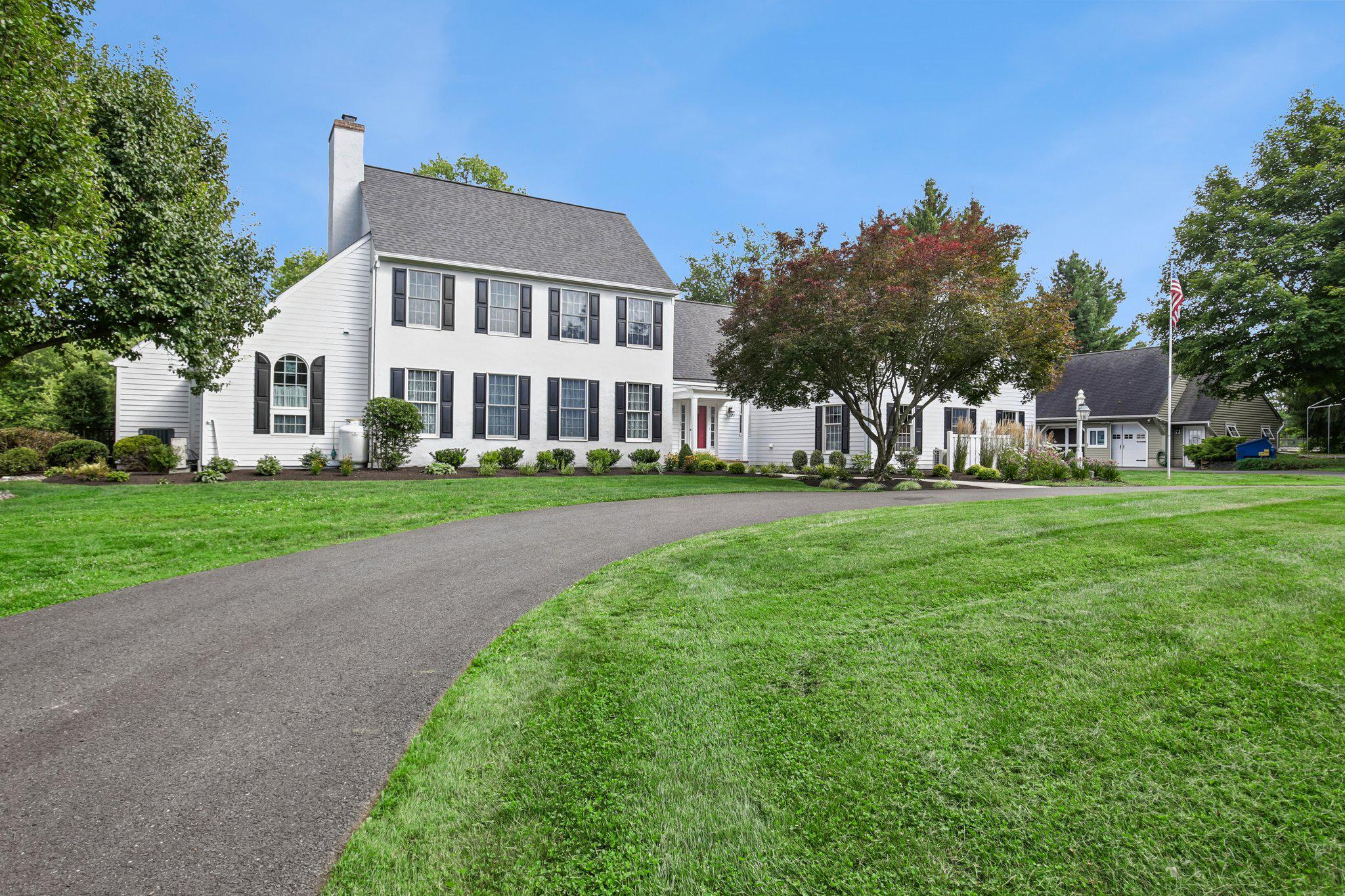 152 LAMBERTVILLE HQTS ROAD