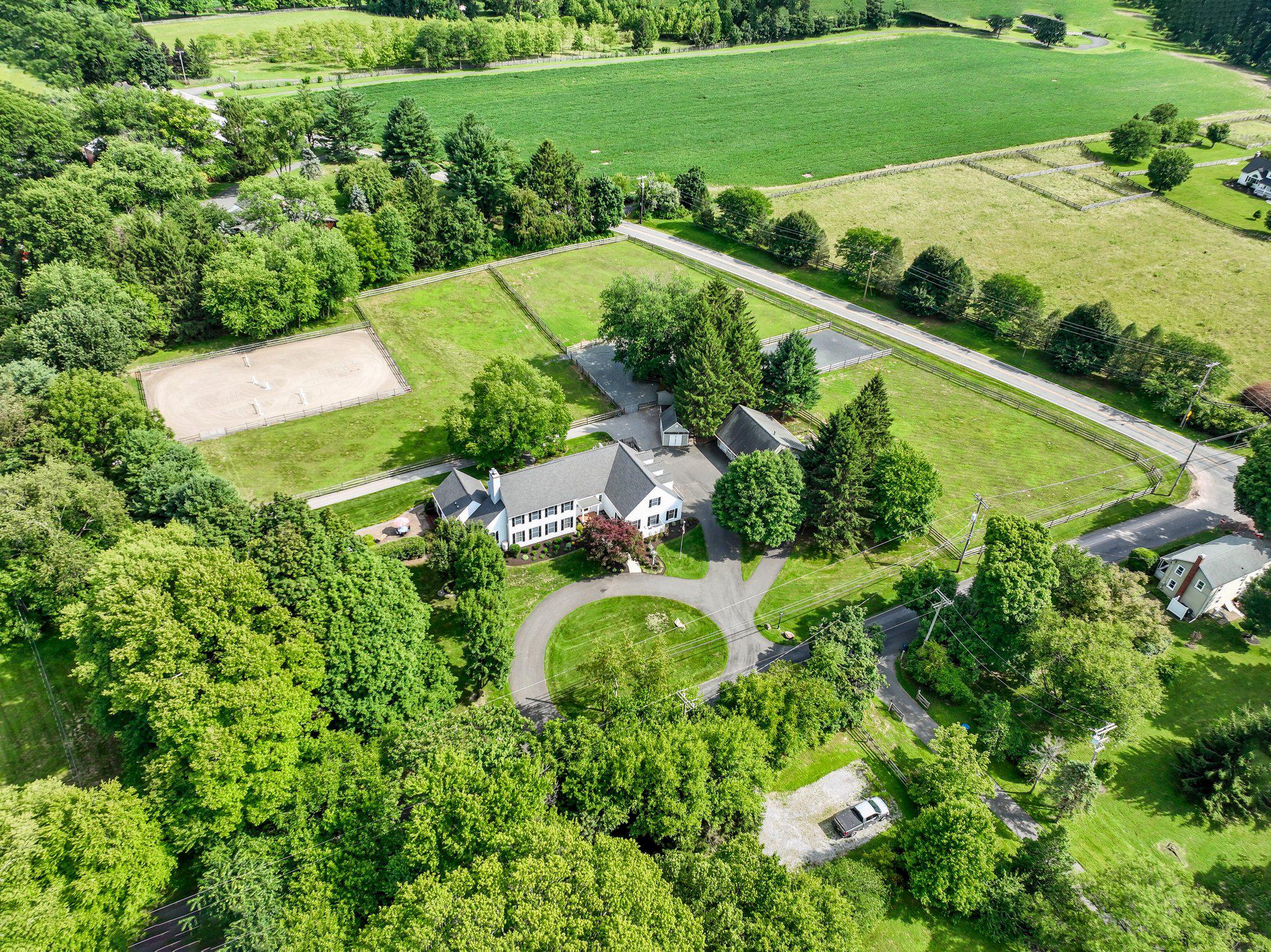 152 LAMBERTVILLE HQTS ROAD