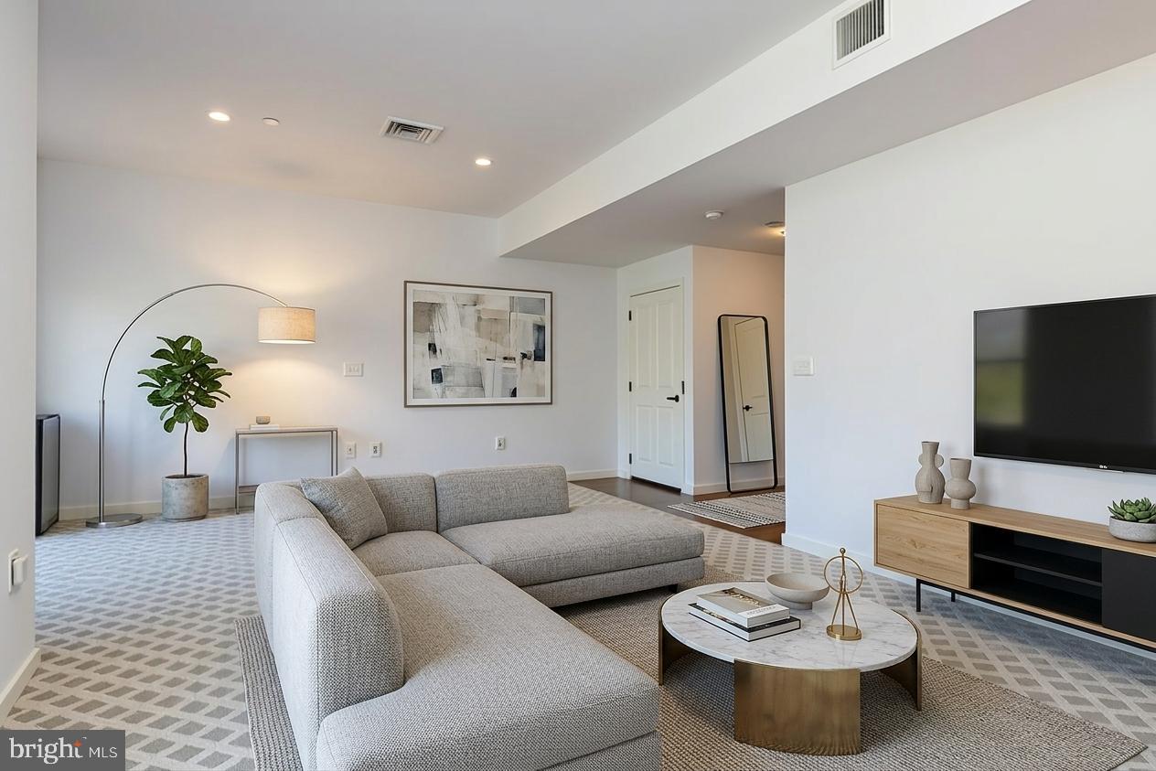 JUSTISON LANDING - Residential