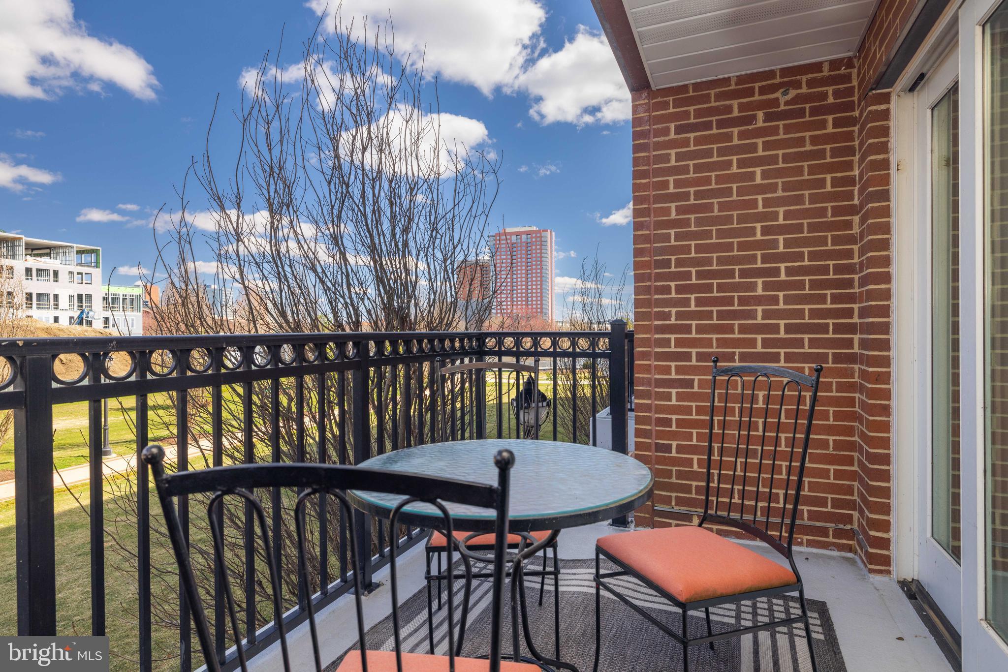 JUSTISON LANDING - Residential