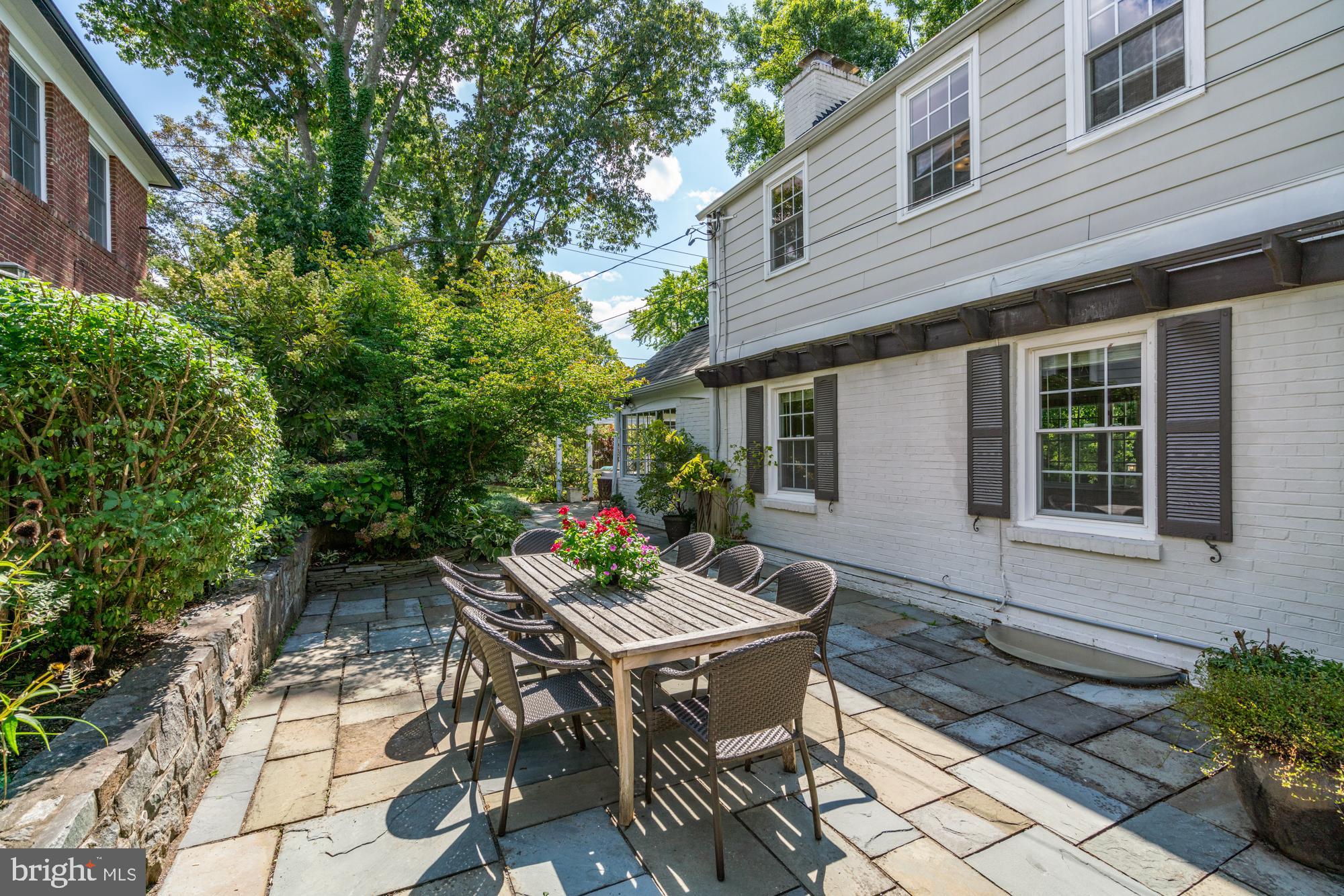 WESTGATE - Residential