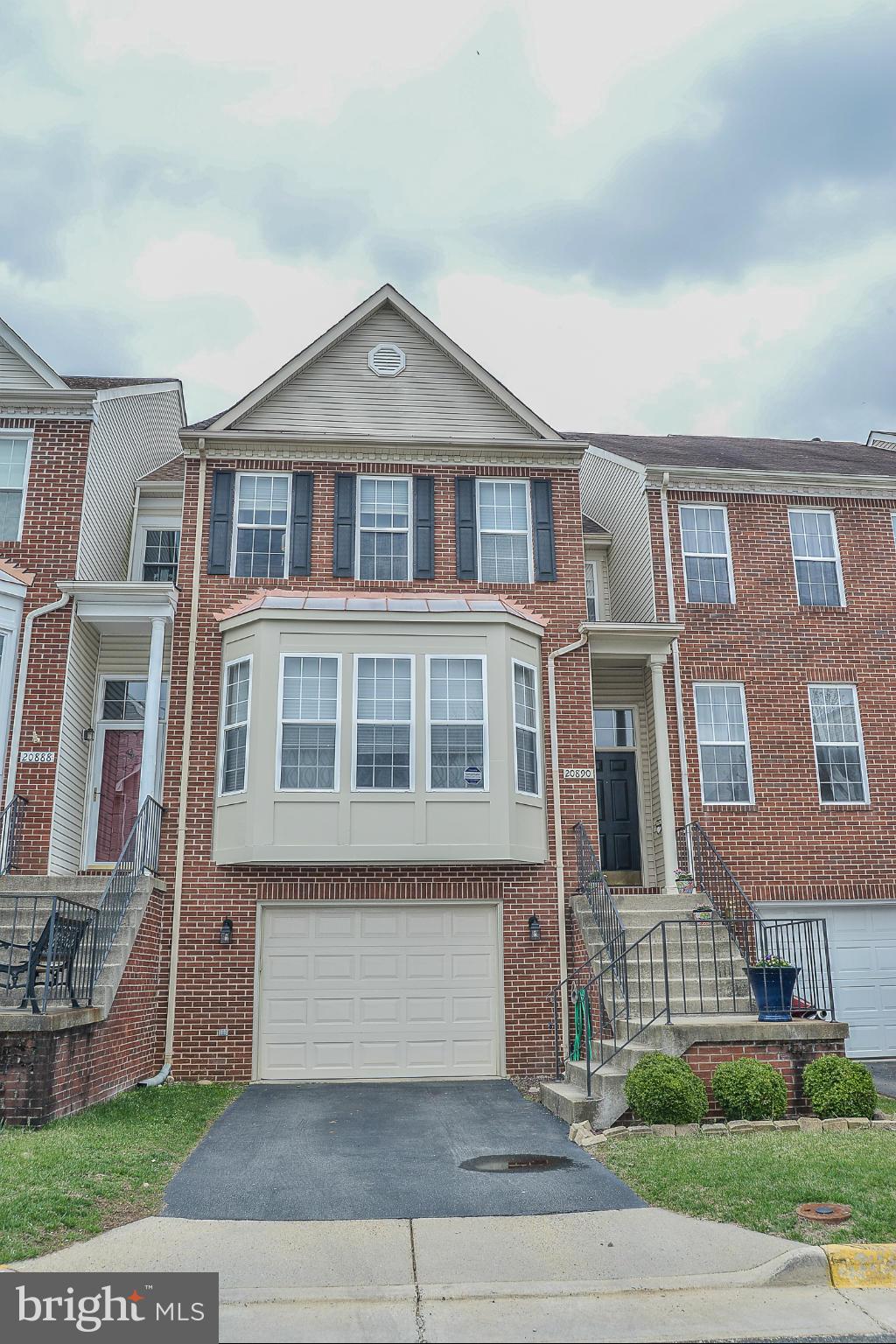 POTOMAC LAKES - Residential