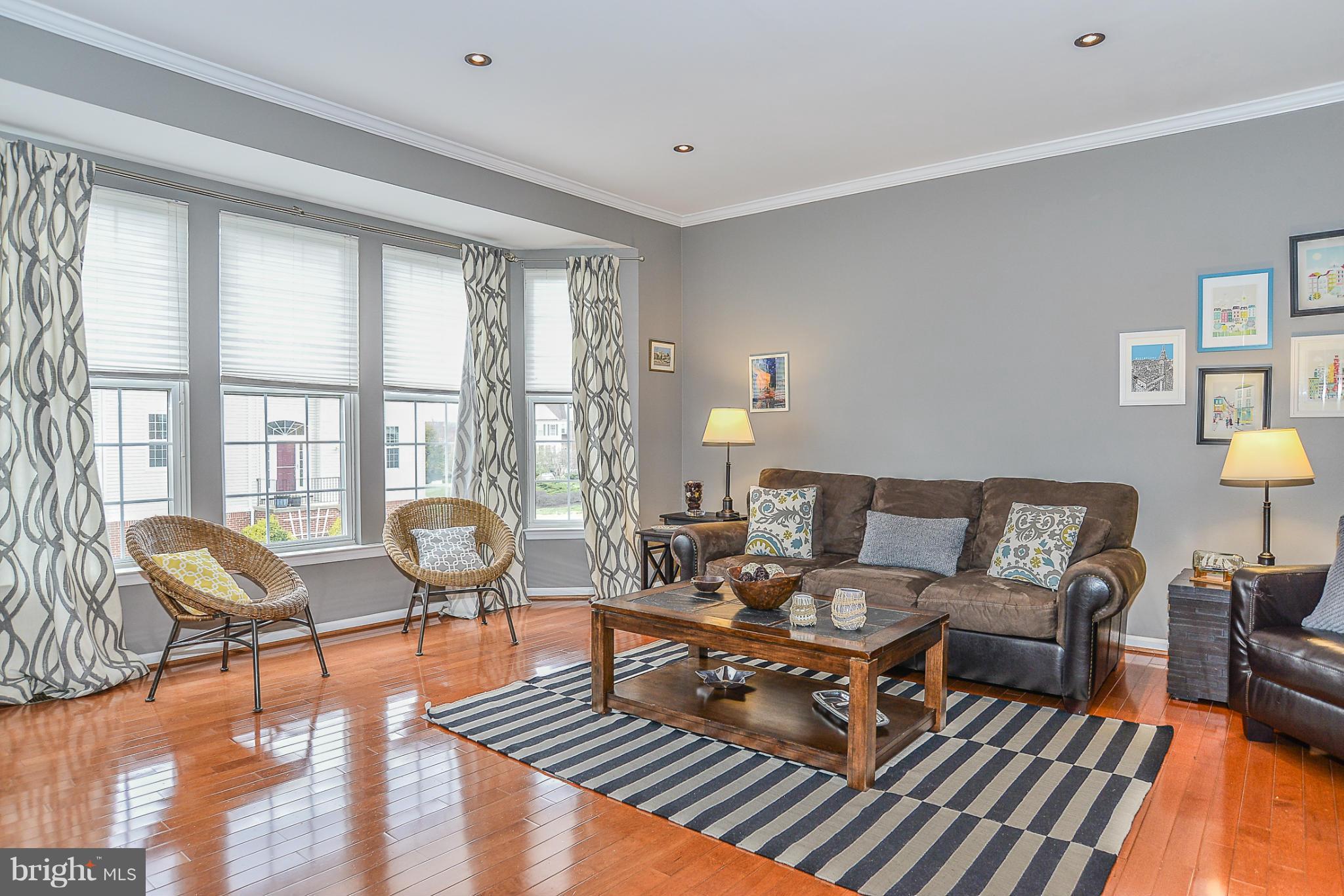 POTOMAC LAKES - Residential