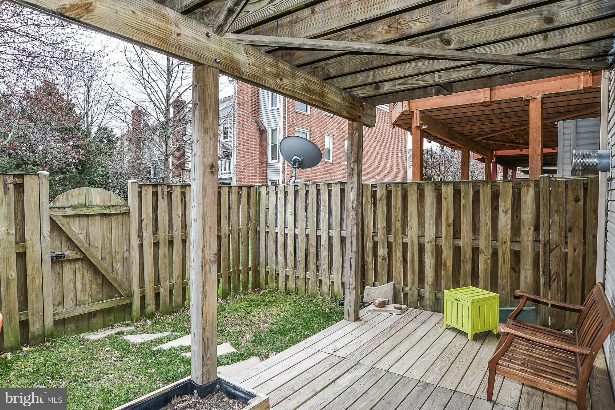 POTOMAC LAKES - Residential