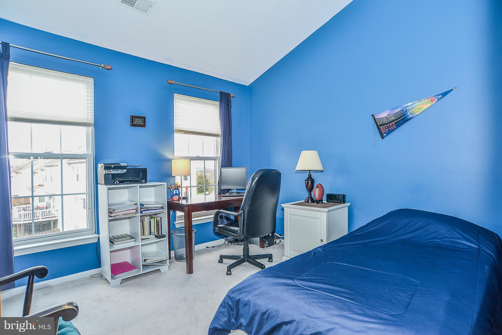 POTOMAC LAKES - Residential