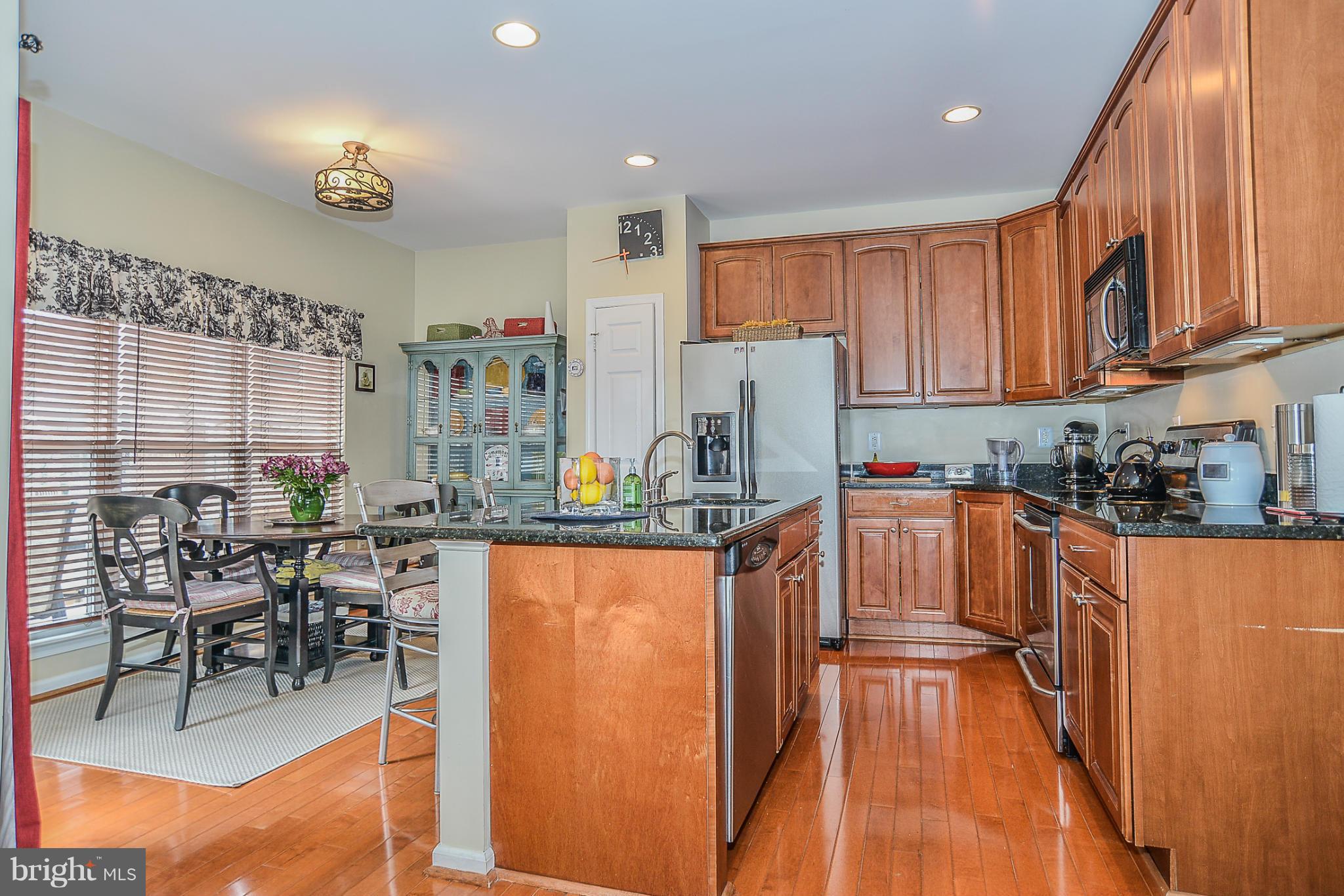 POTOMAC LAKES - Residential