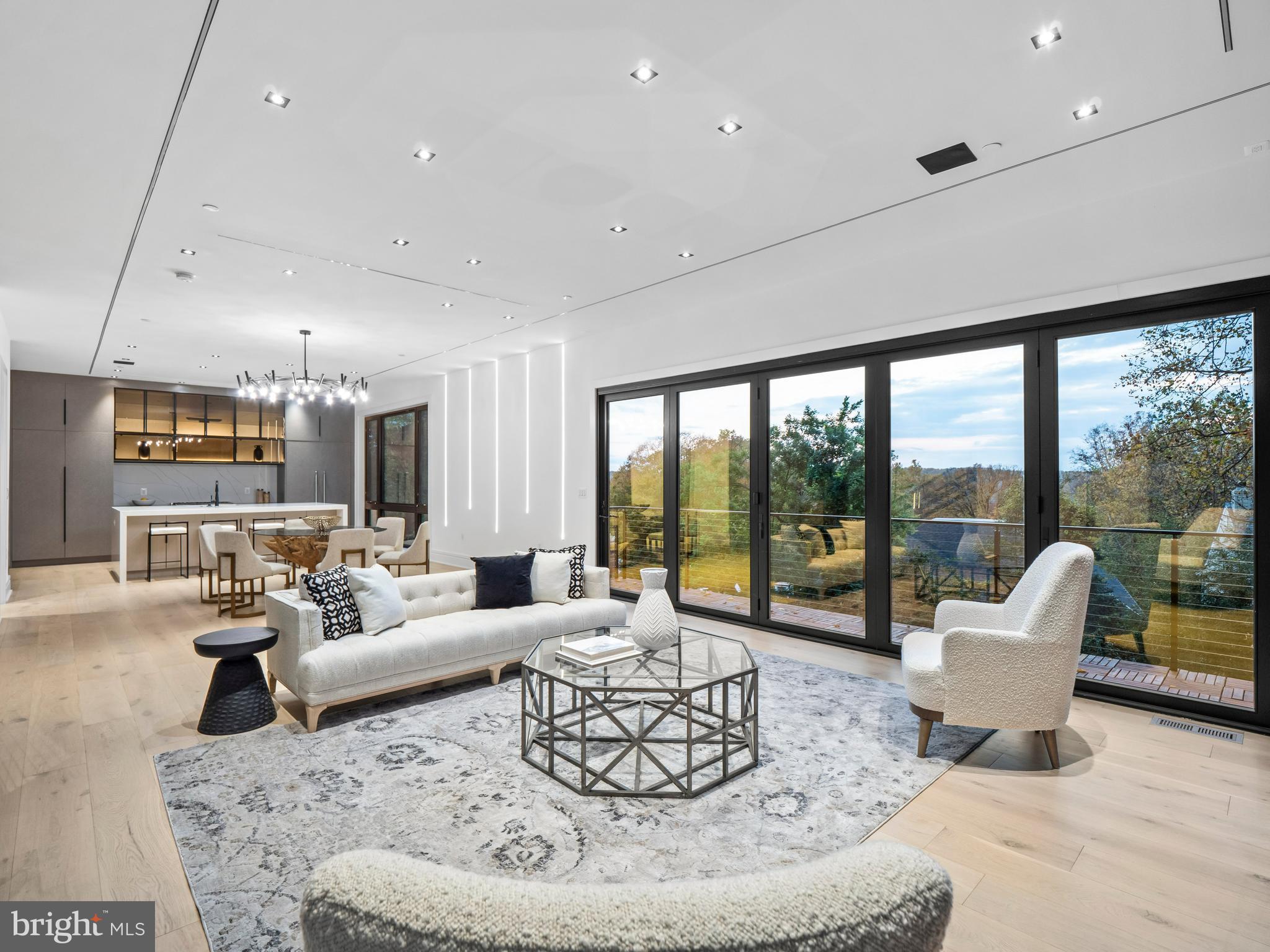 FAIRWAY HILLS - Residential