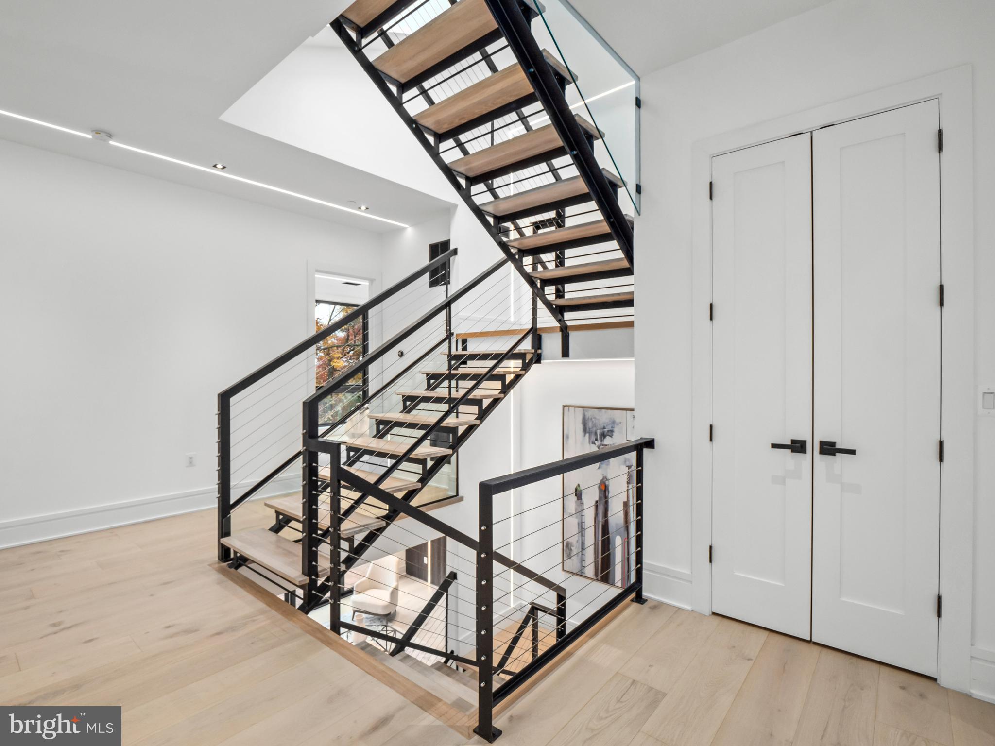 FAIRWAY HILLS - Residential