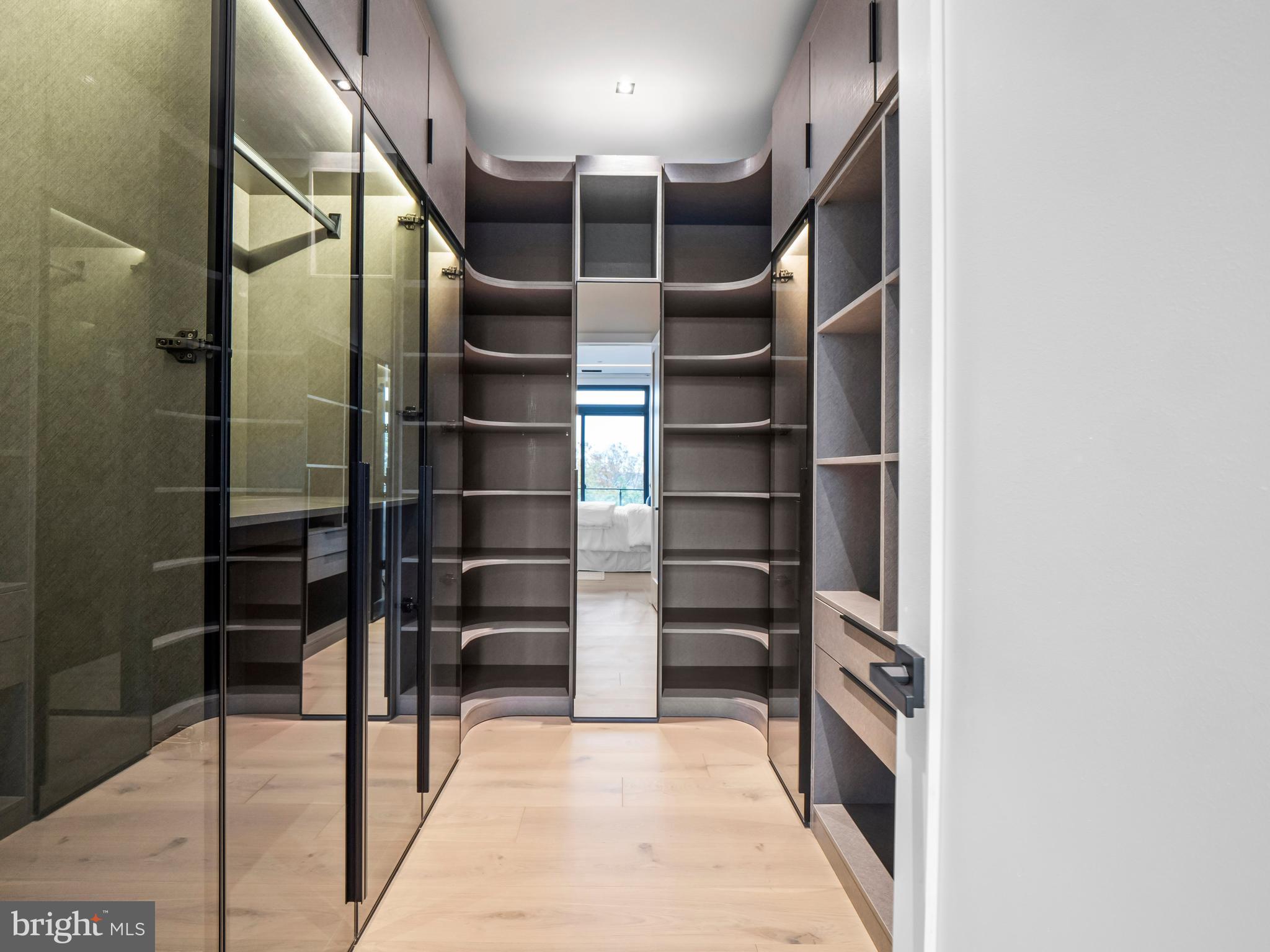 FAIRWAY HILLS - Residential