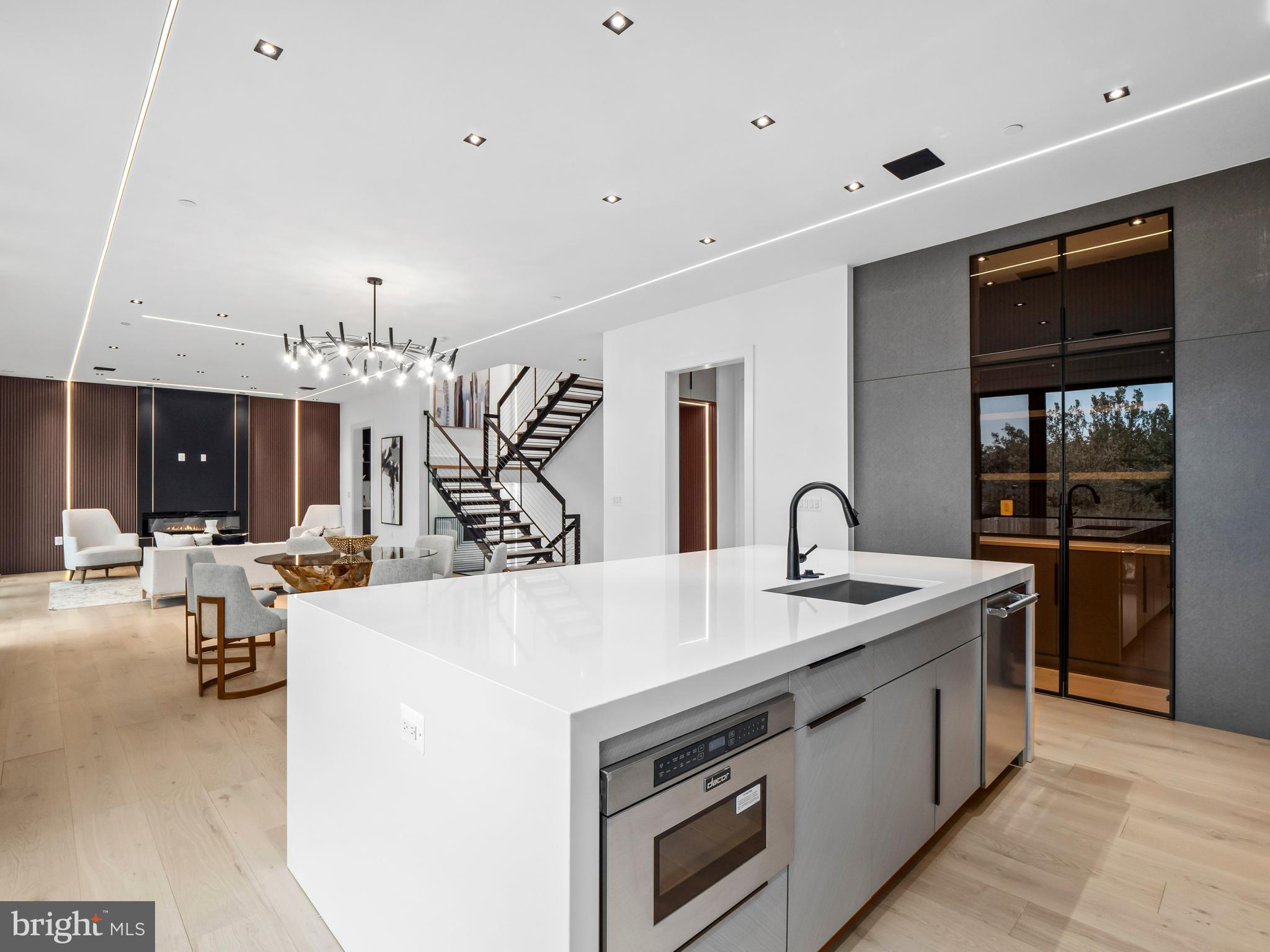 FAIRWAY HILLS - Residential