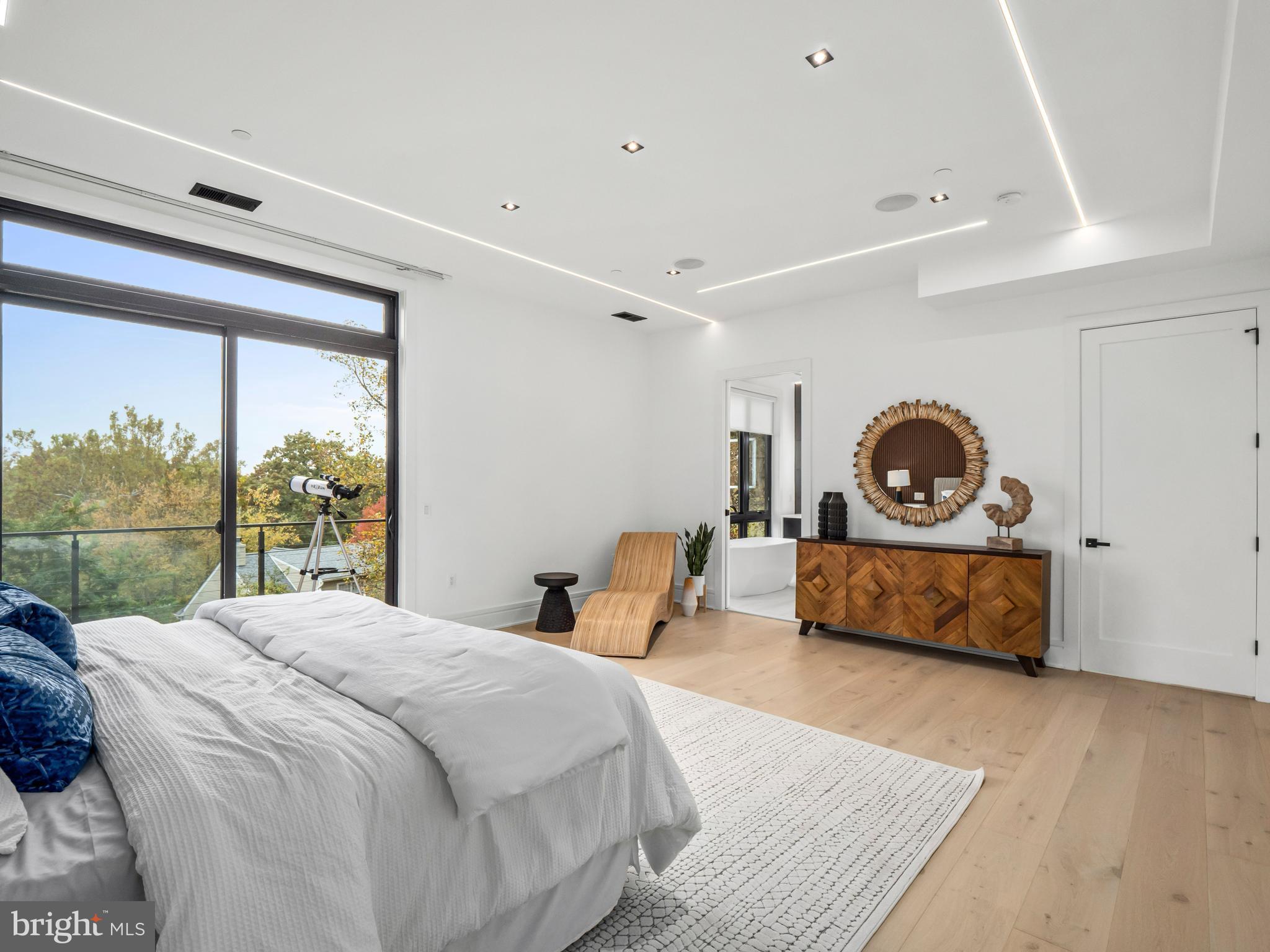 FAIRWAY HILLS - Residential